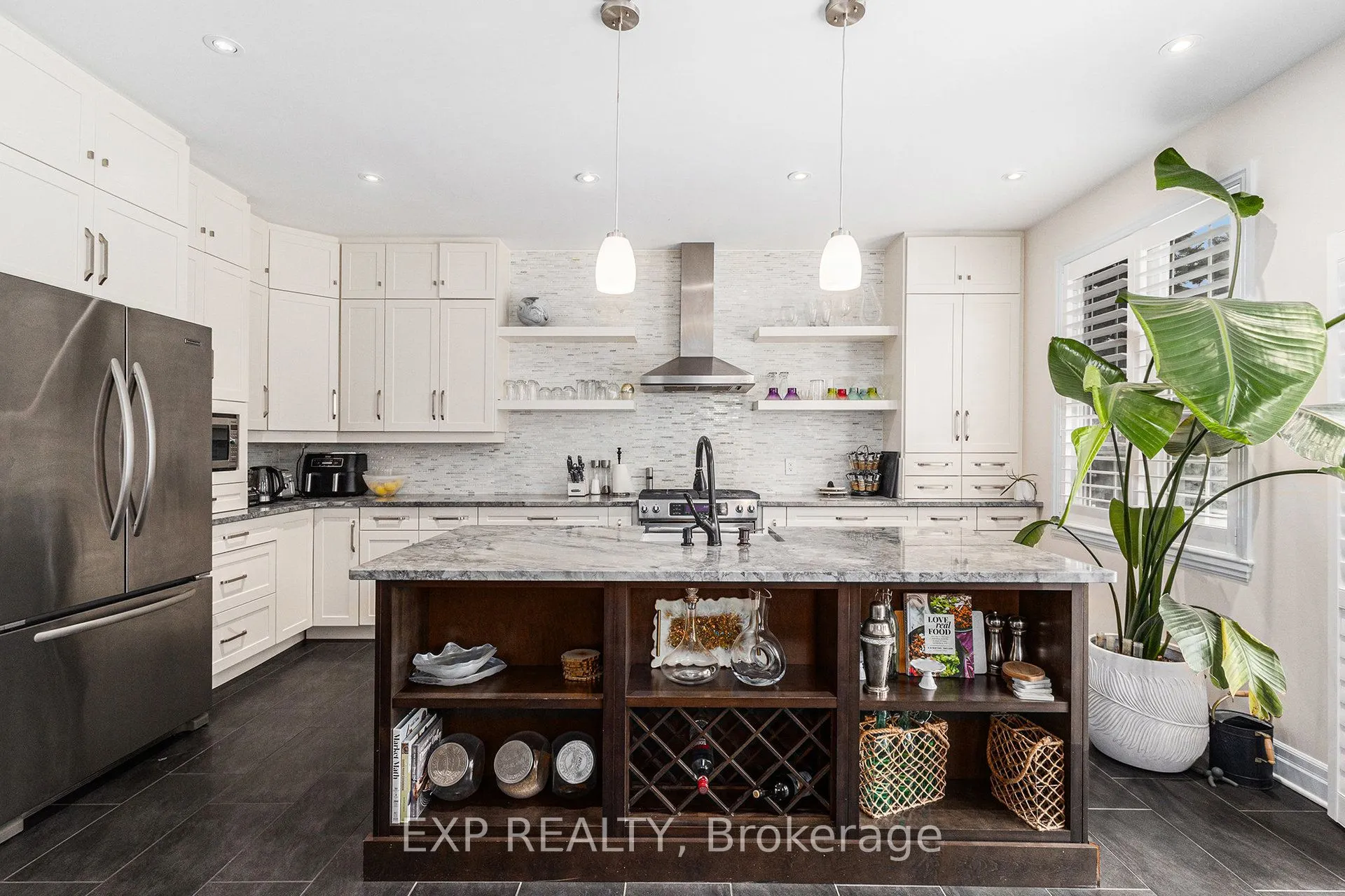 182 Sunita Crescent
