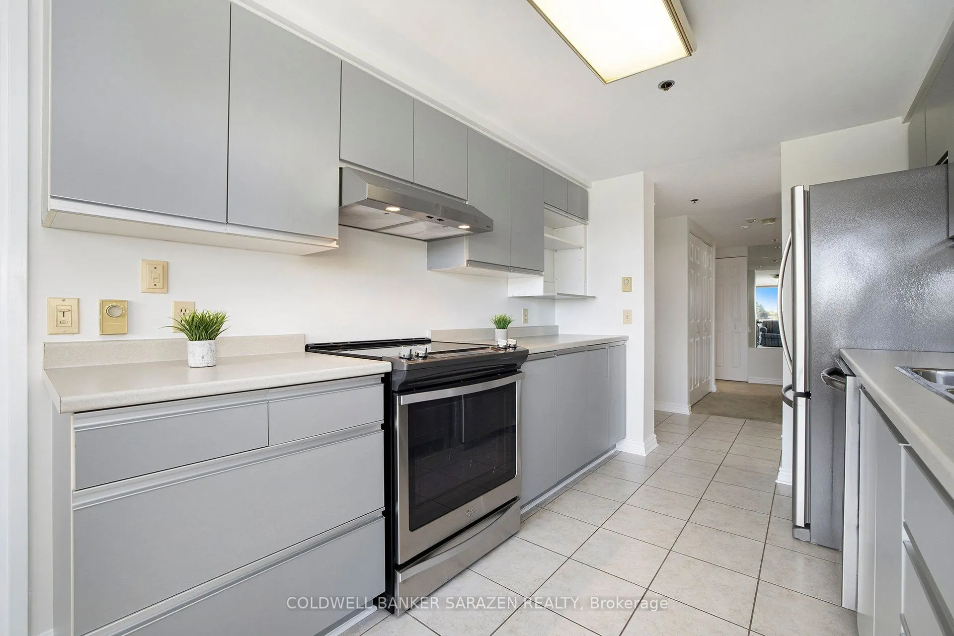 259 Albert Street, #107