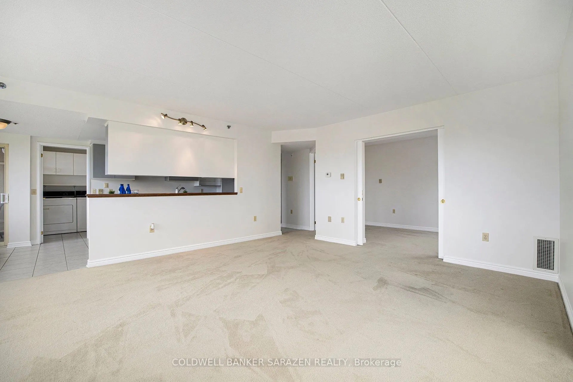 259 Albert Street, #107