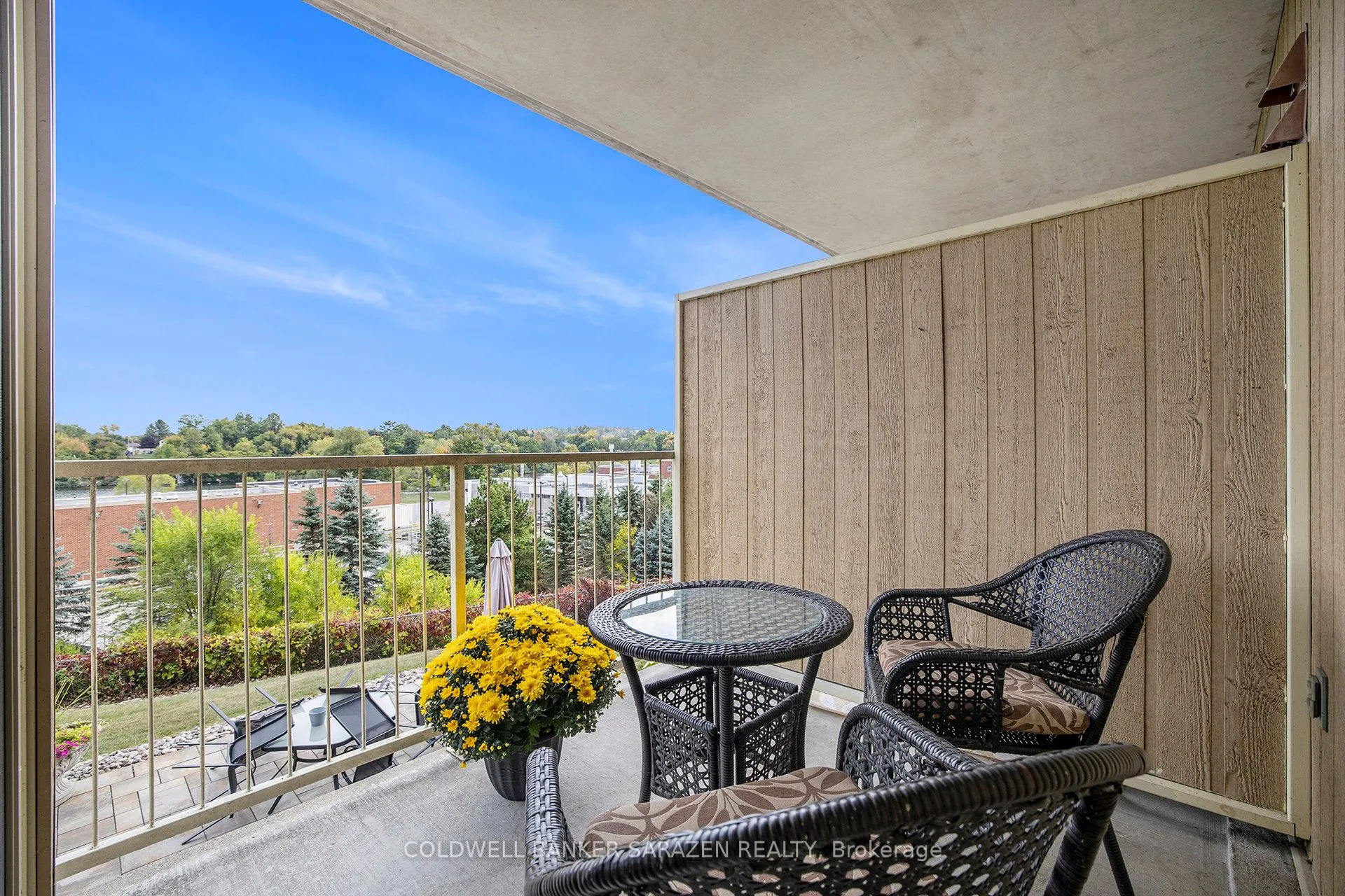 259 Albert Street, #107