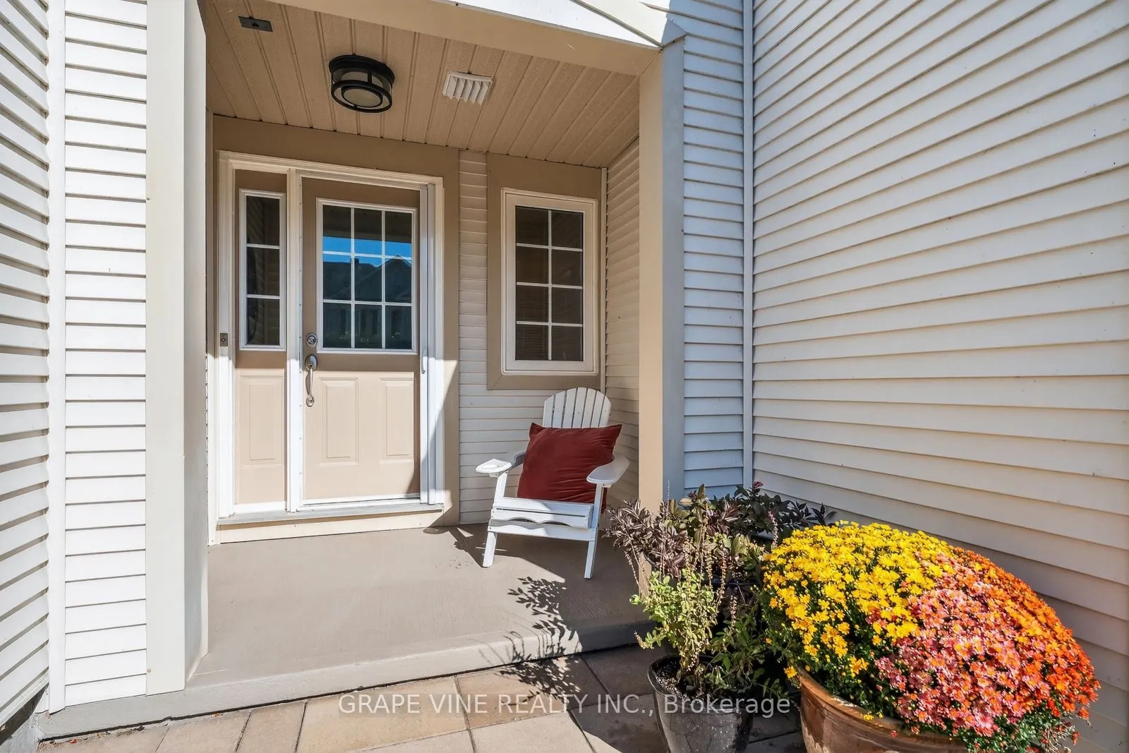 19 Fieldberry Private