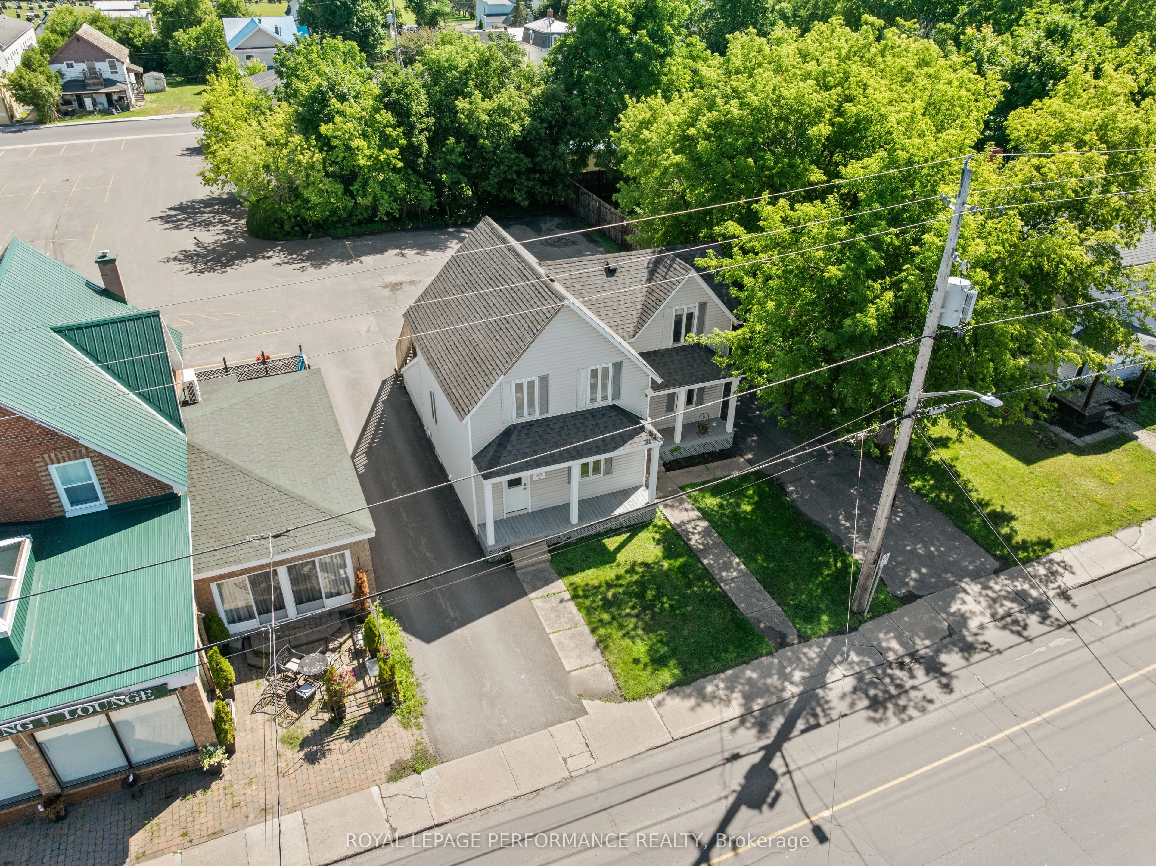 137-139 Main Street S