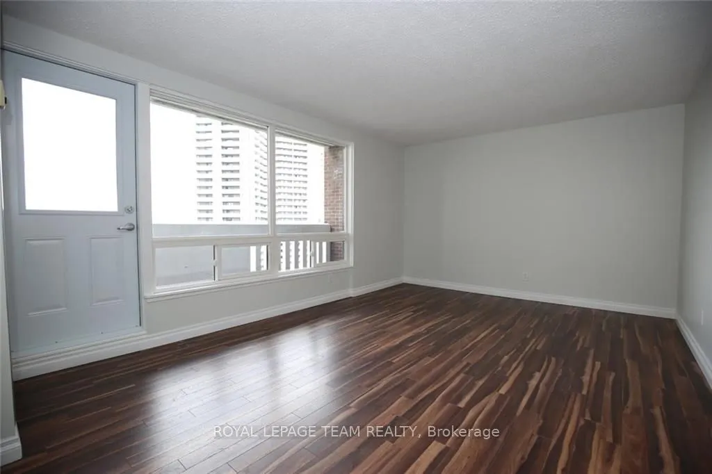1100 Ambleside Drive, #1003