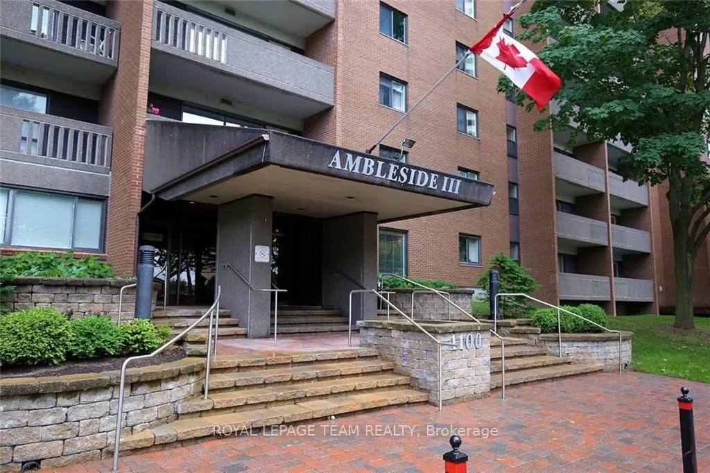1100 Ambleside Drive, #1003