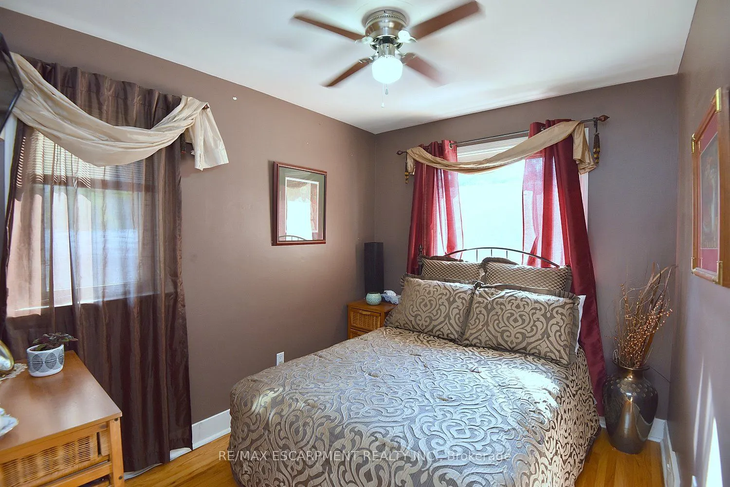 26 Heywood Avenue