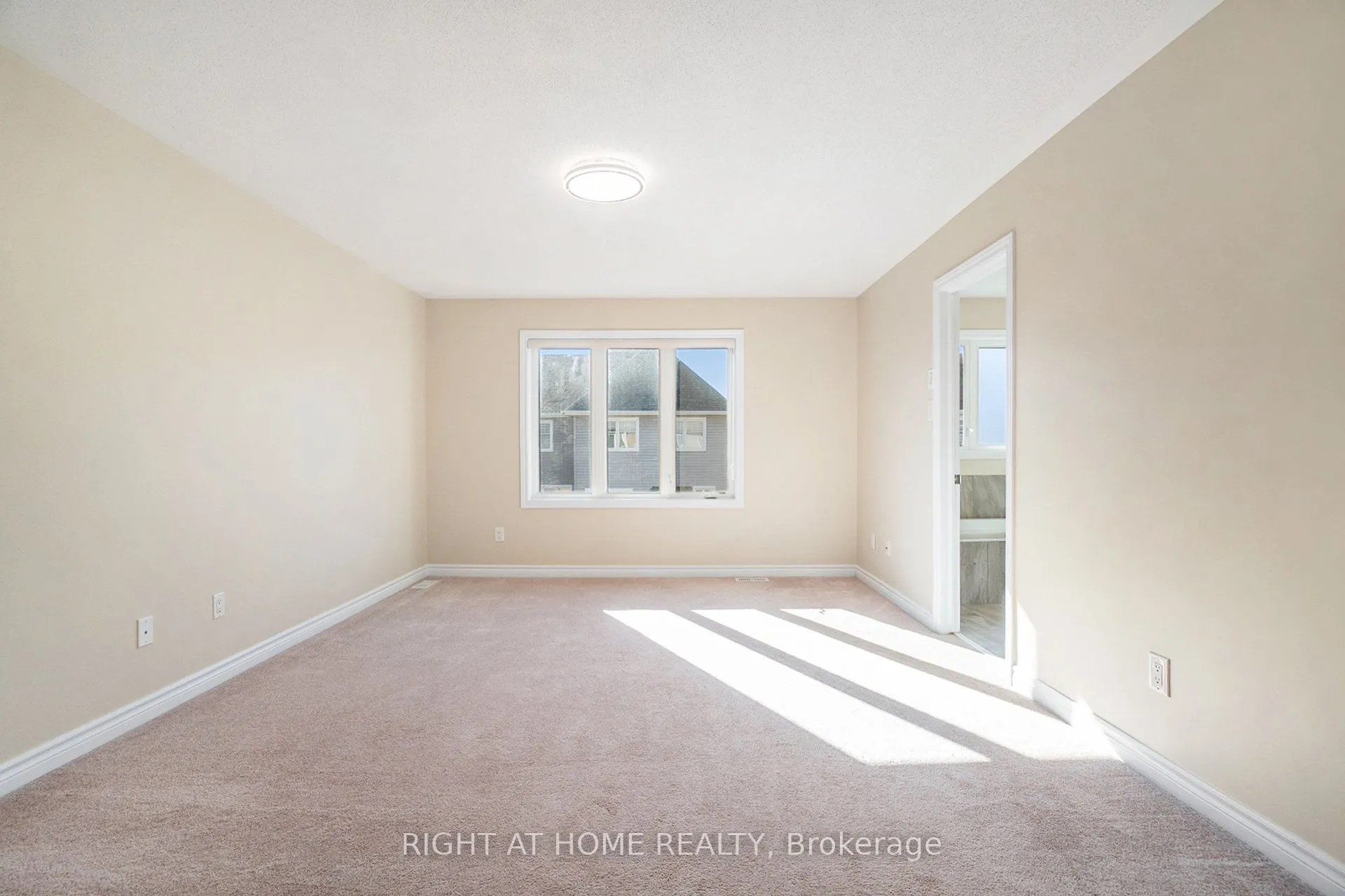 928 Bunchberry Way