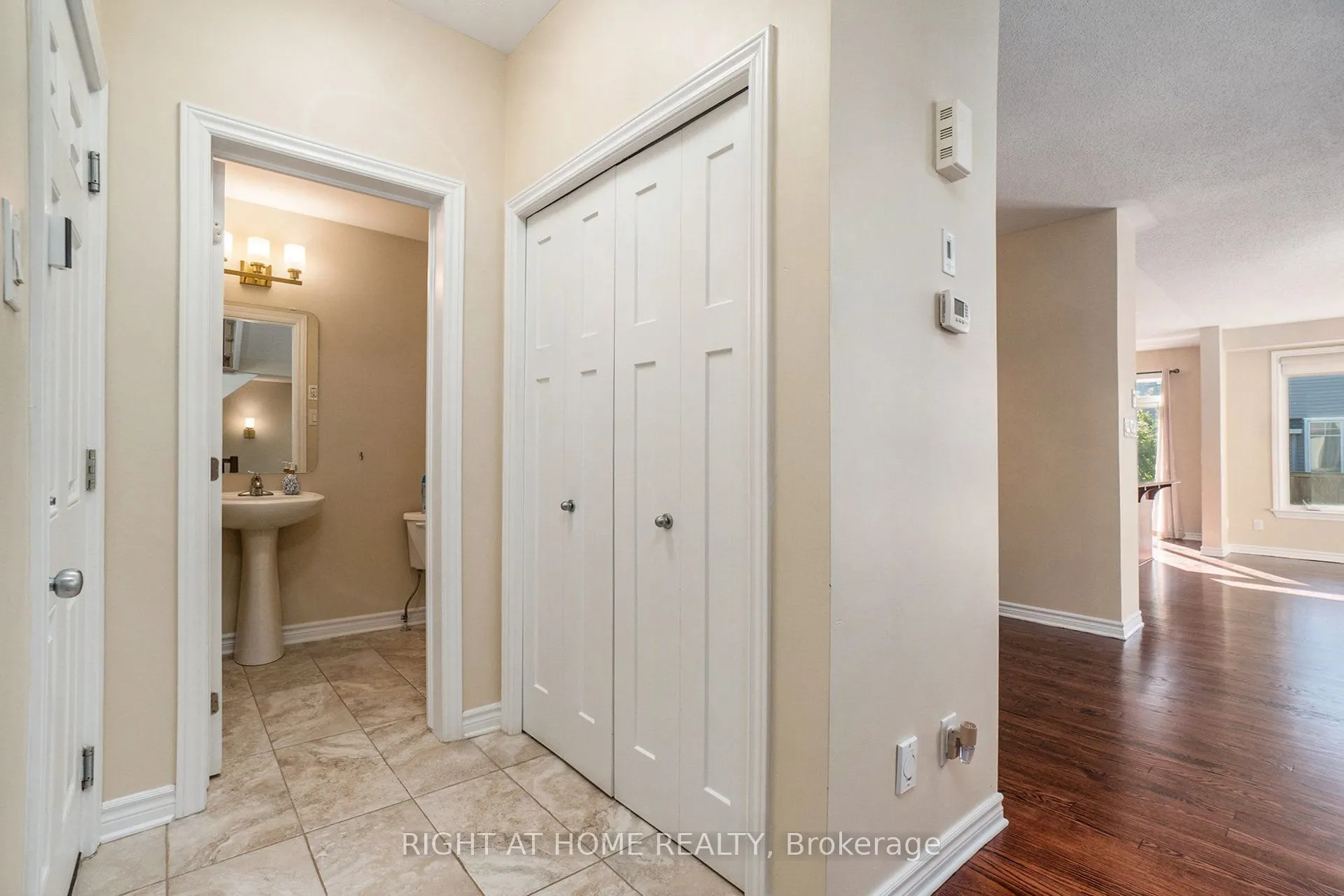 928 Bunchberry Way