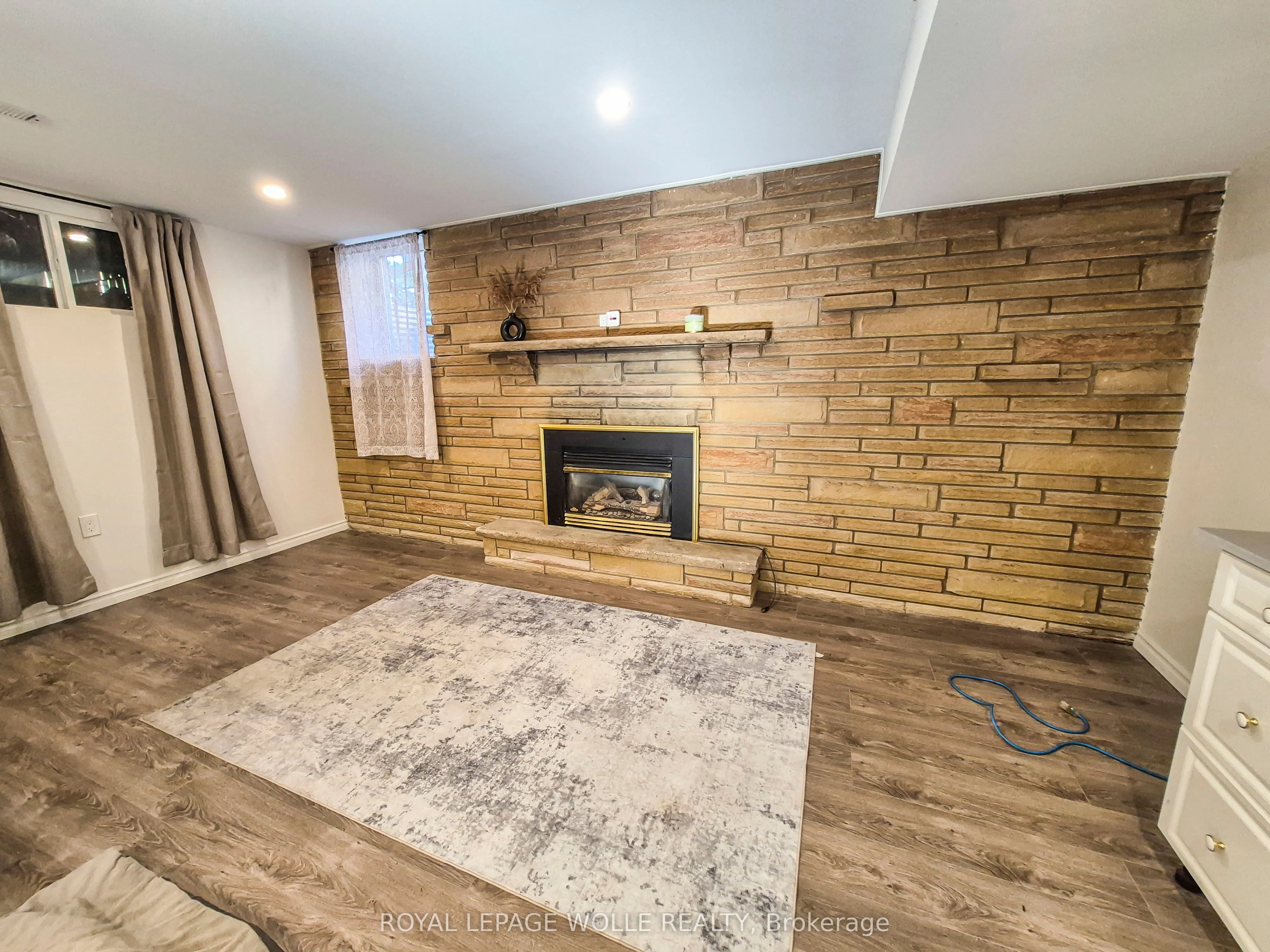 11 Duncairn Avenue, #Lower