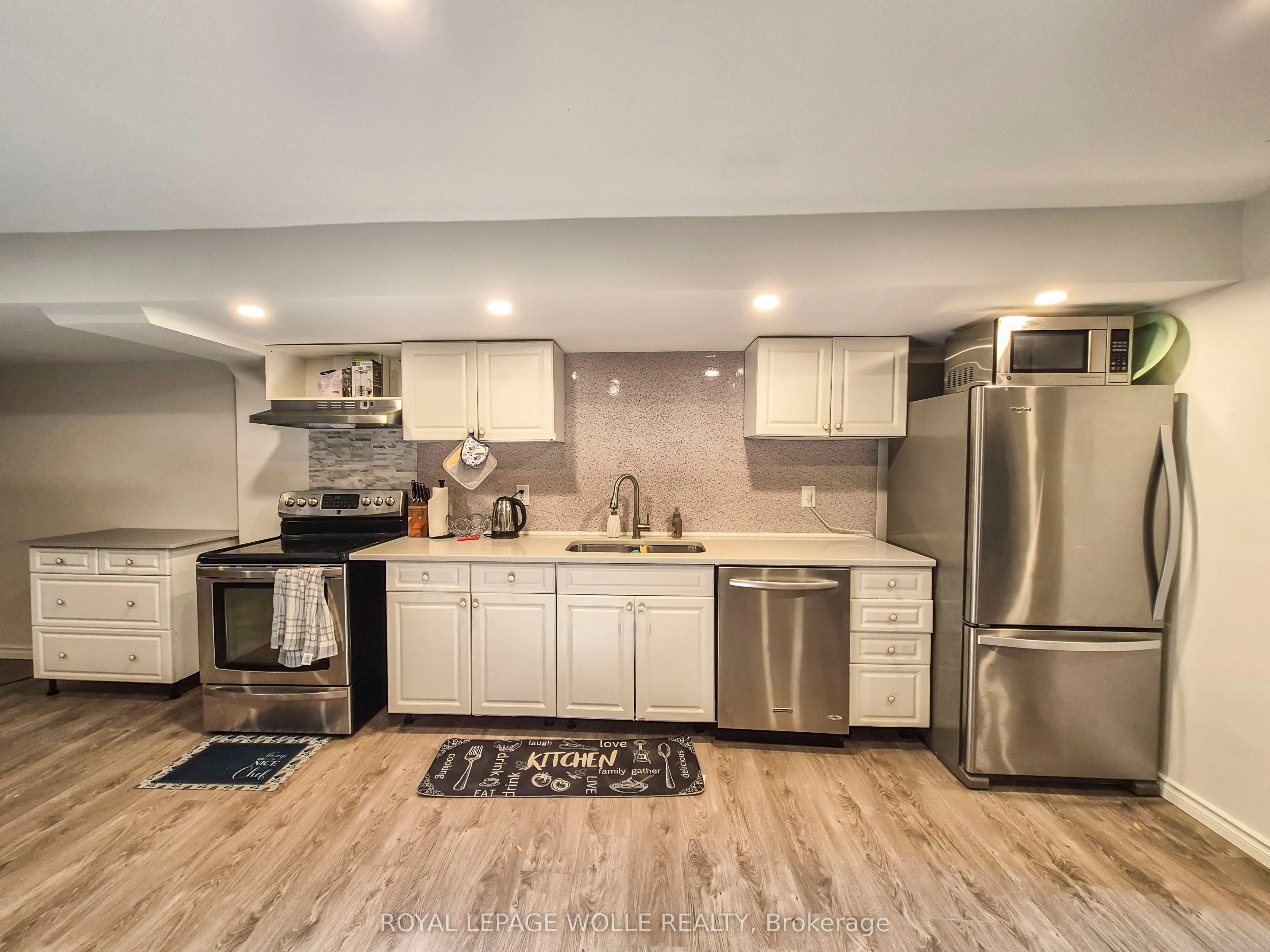 11 Duncairn Avenue, #Lower