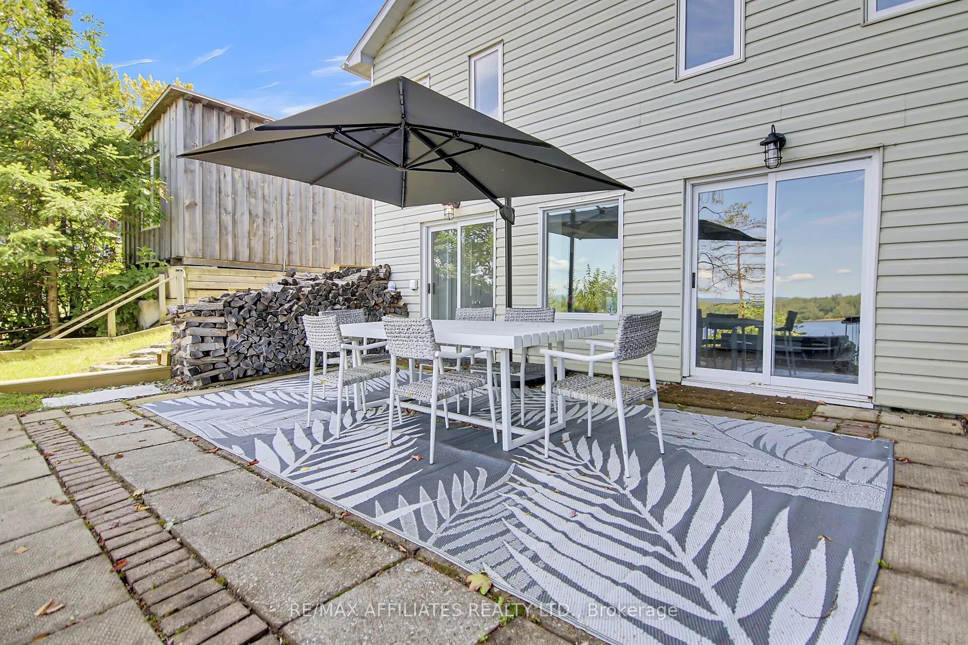 300 Riverwood Drive