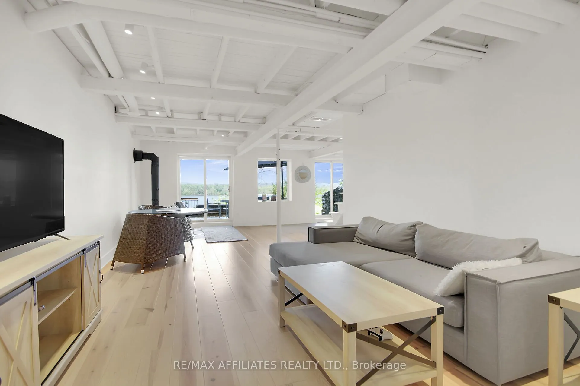 300 Riverwood Drive