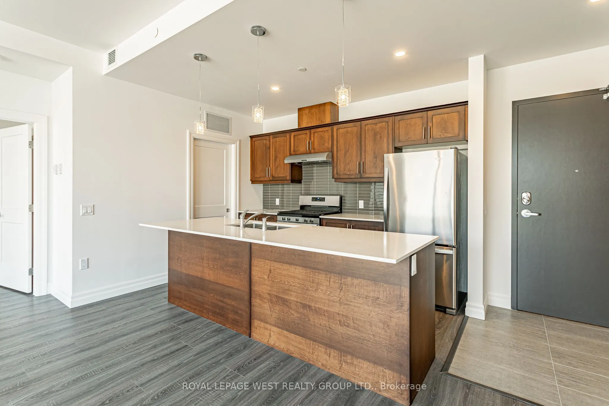 38 Harbour Street, #306