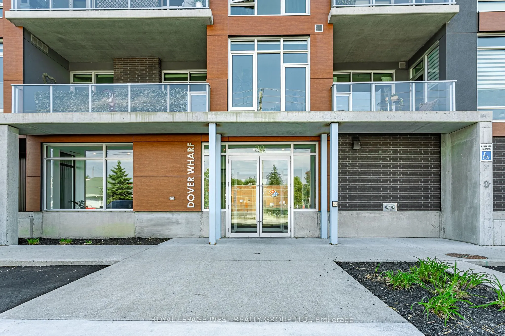 38 Harbour Street, #306