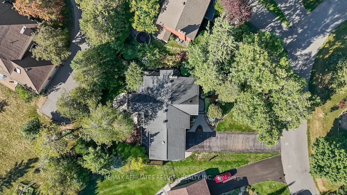30 Pentland Crescent