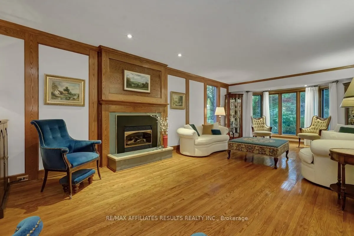 30 Pentland Crescent