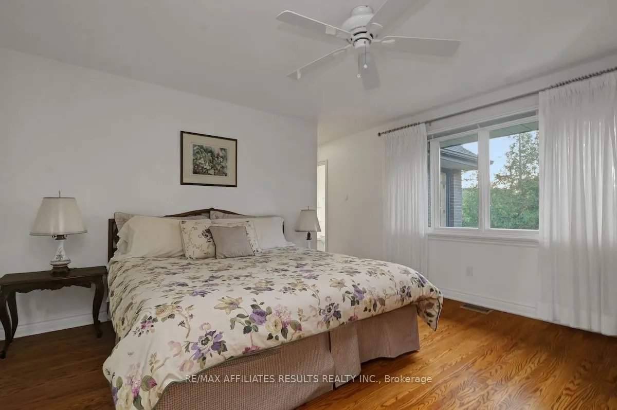 30 Pentland Crescent