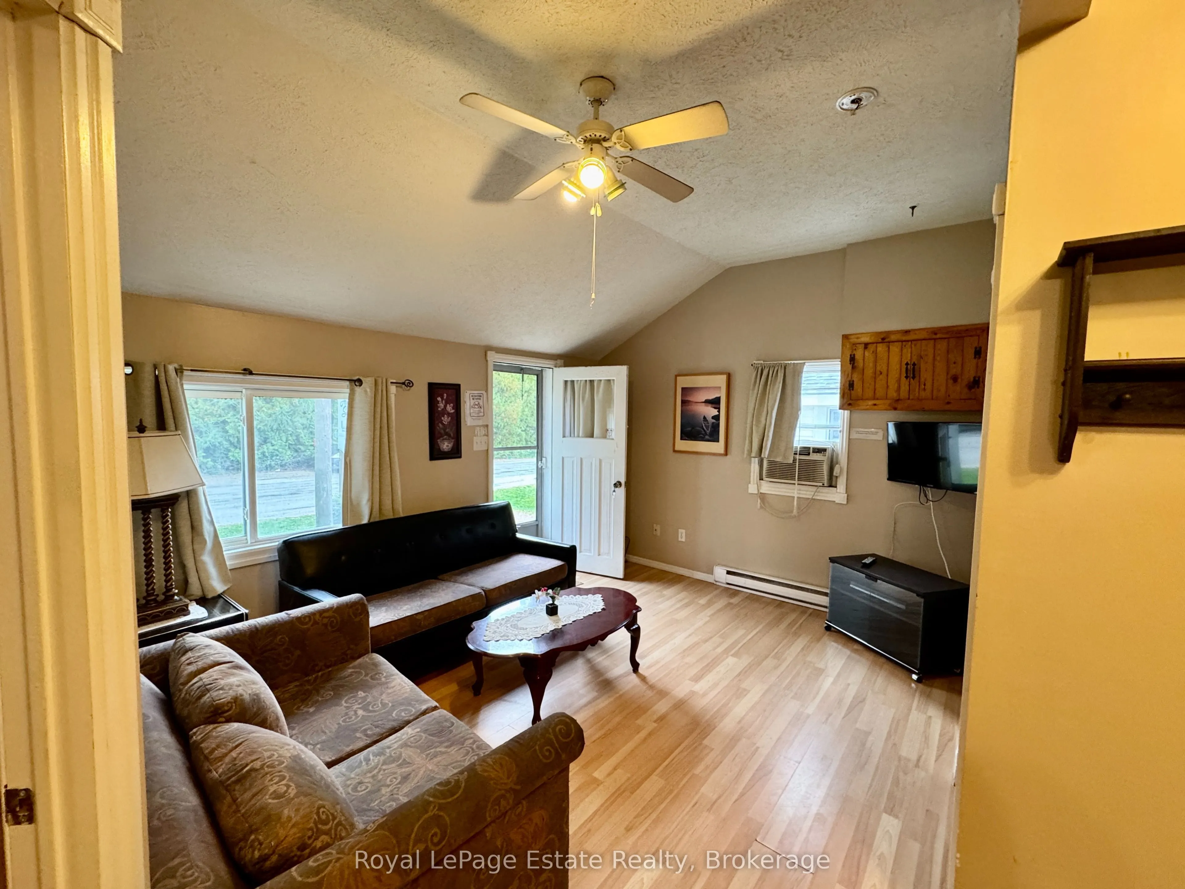 104 Third Avenue N