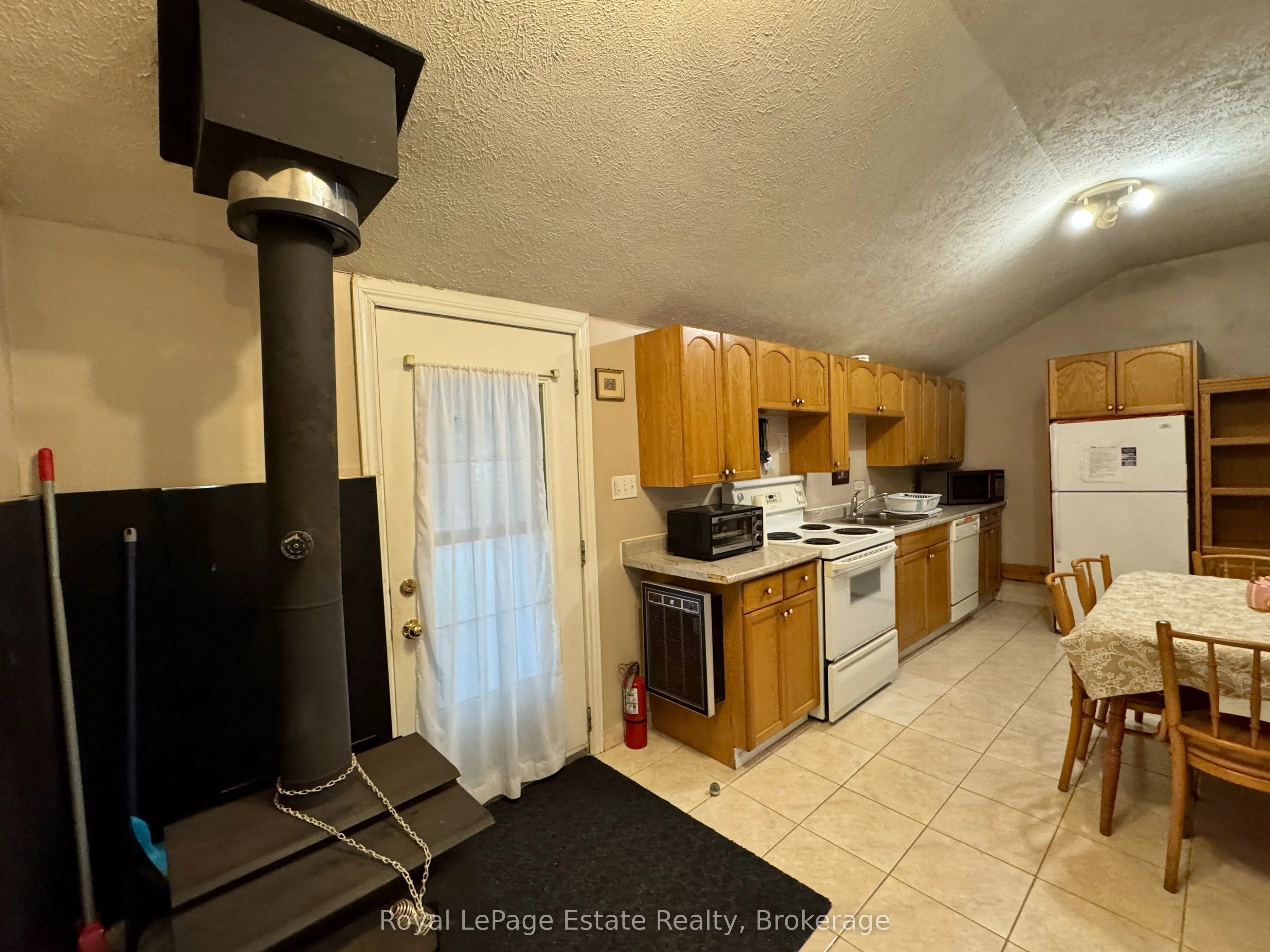 104 Third Avenue N