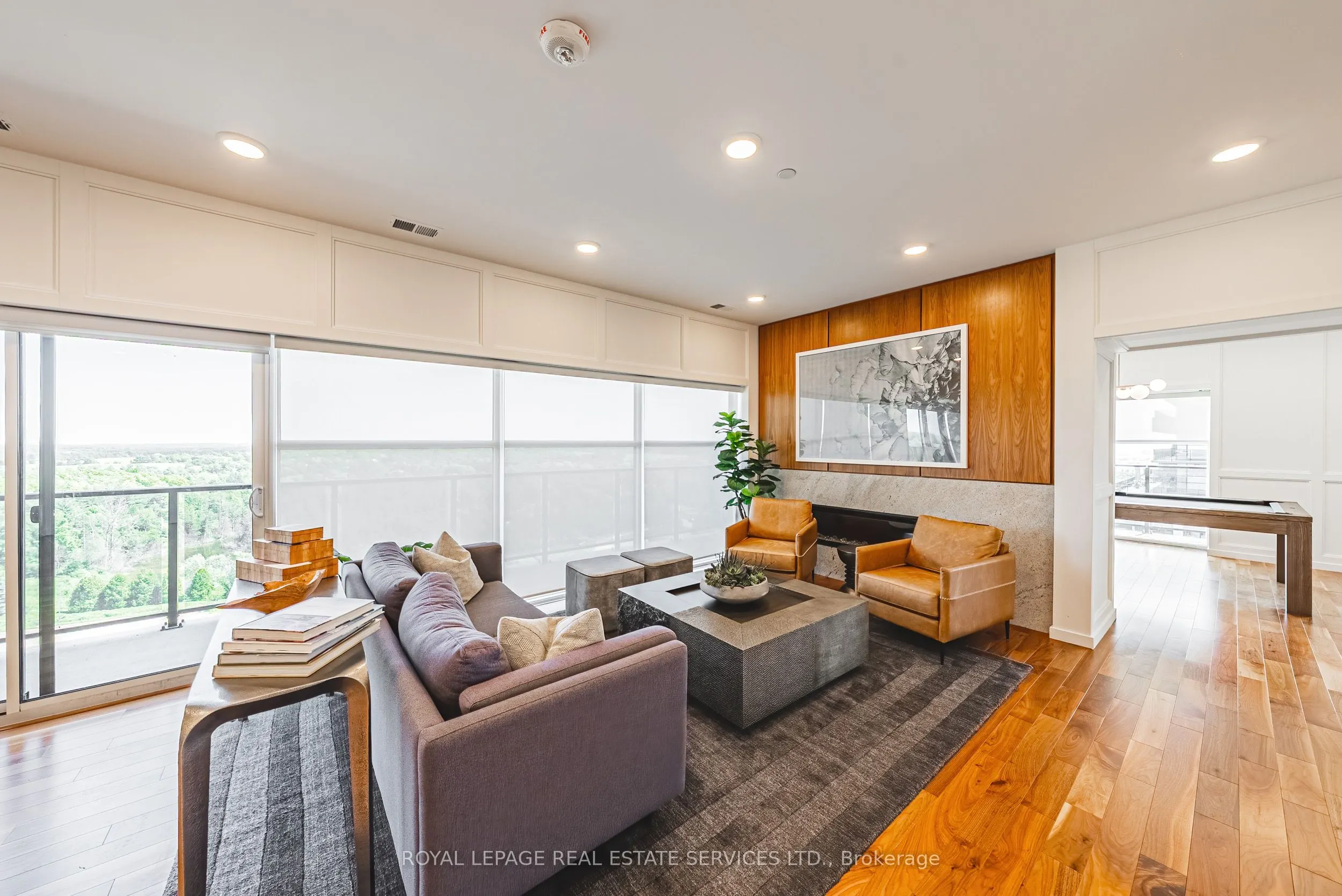 1880 Gordon Street, #1404
