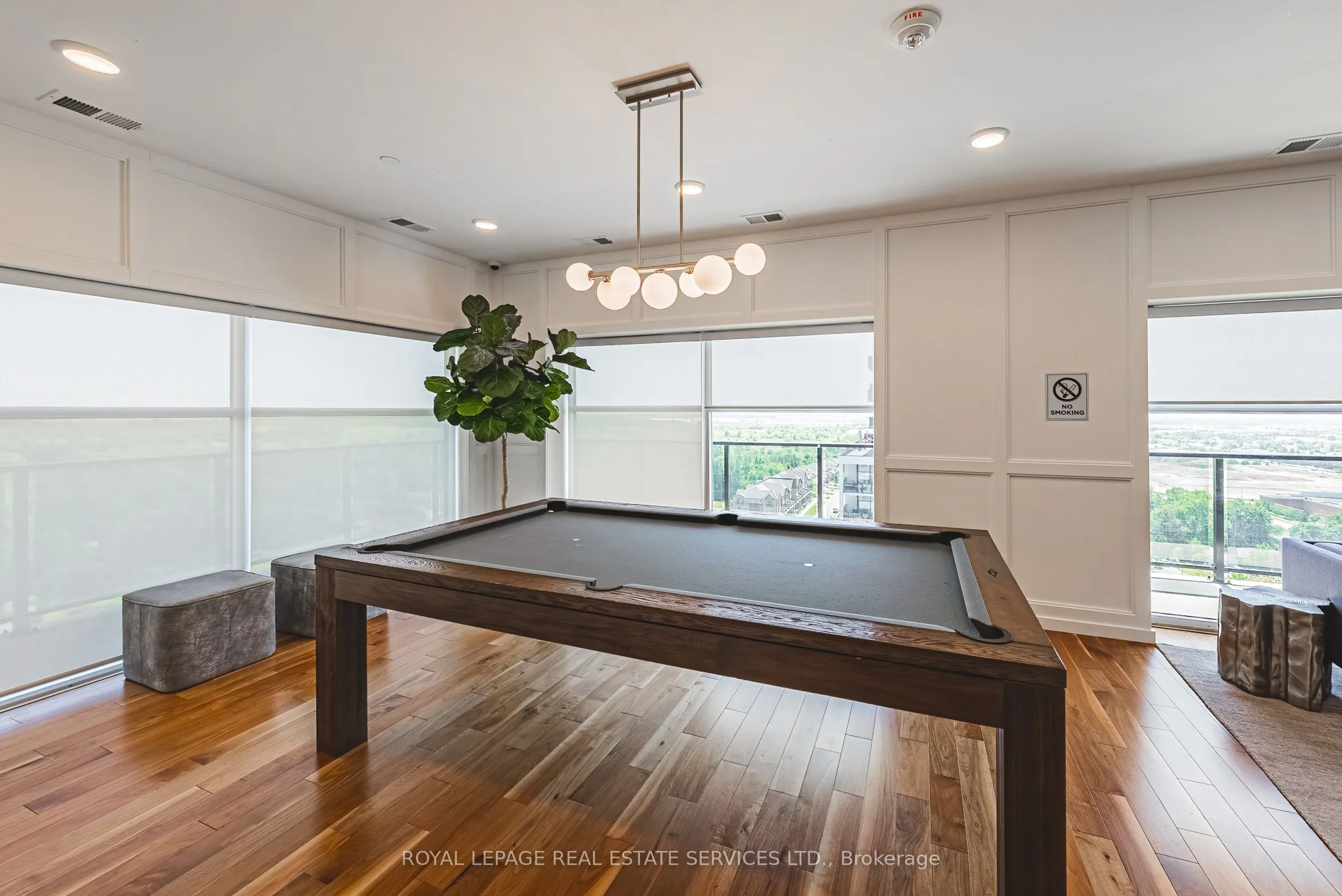 1880 Gordon Street, #1404