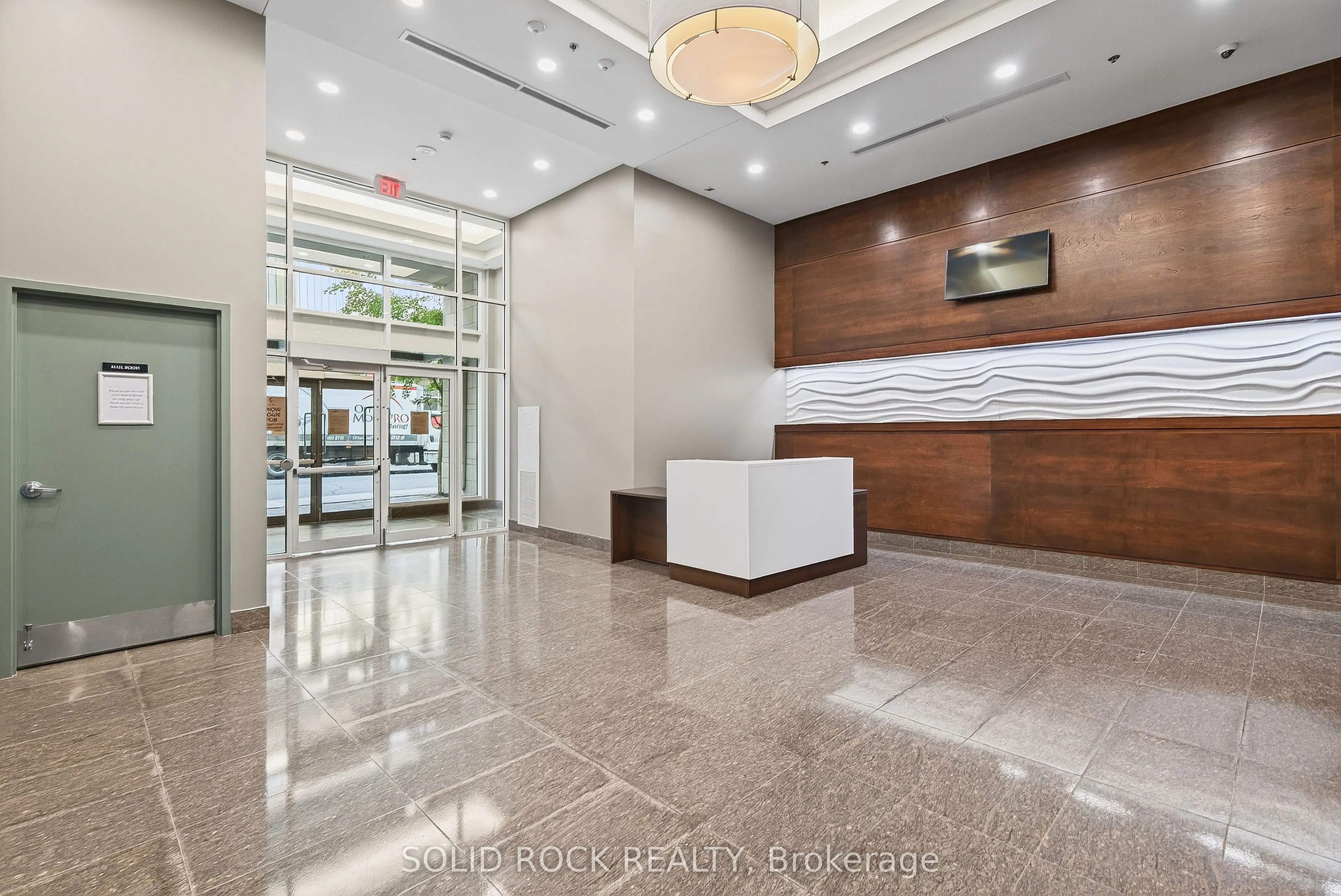 238 Besserer Street, #703