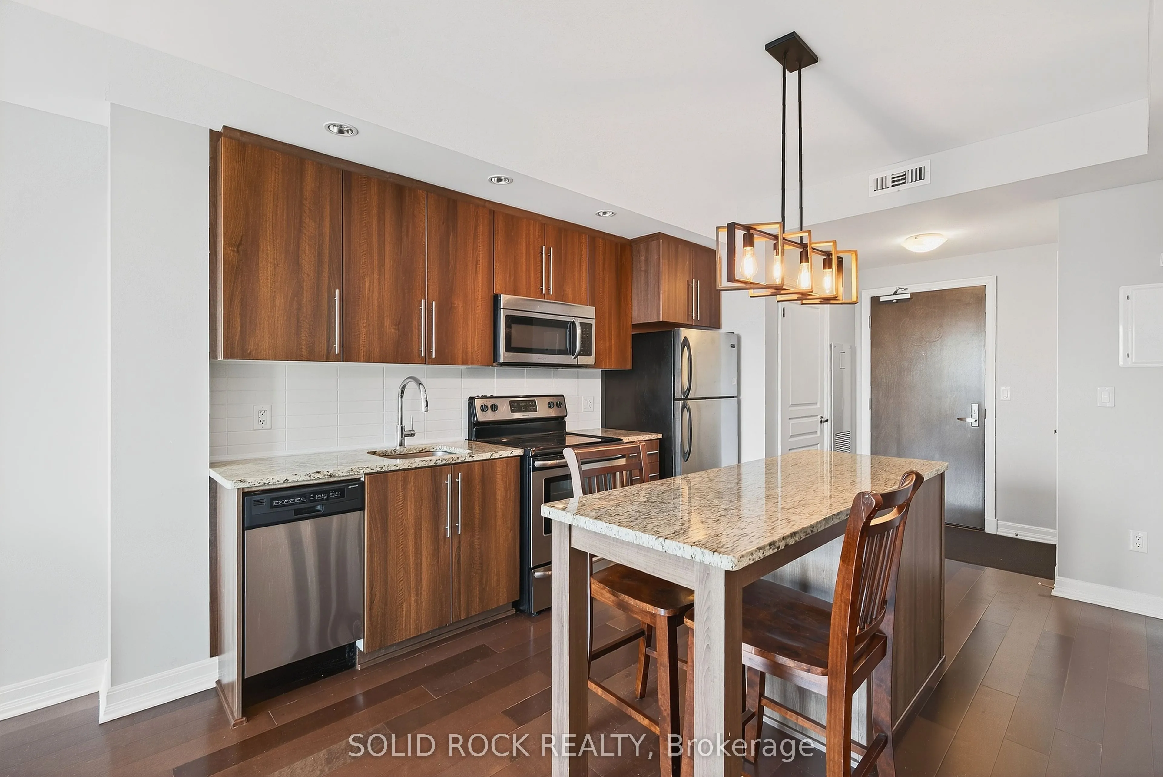 238 Besserer Street, #703