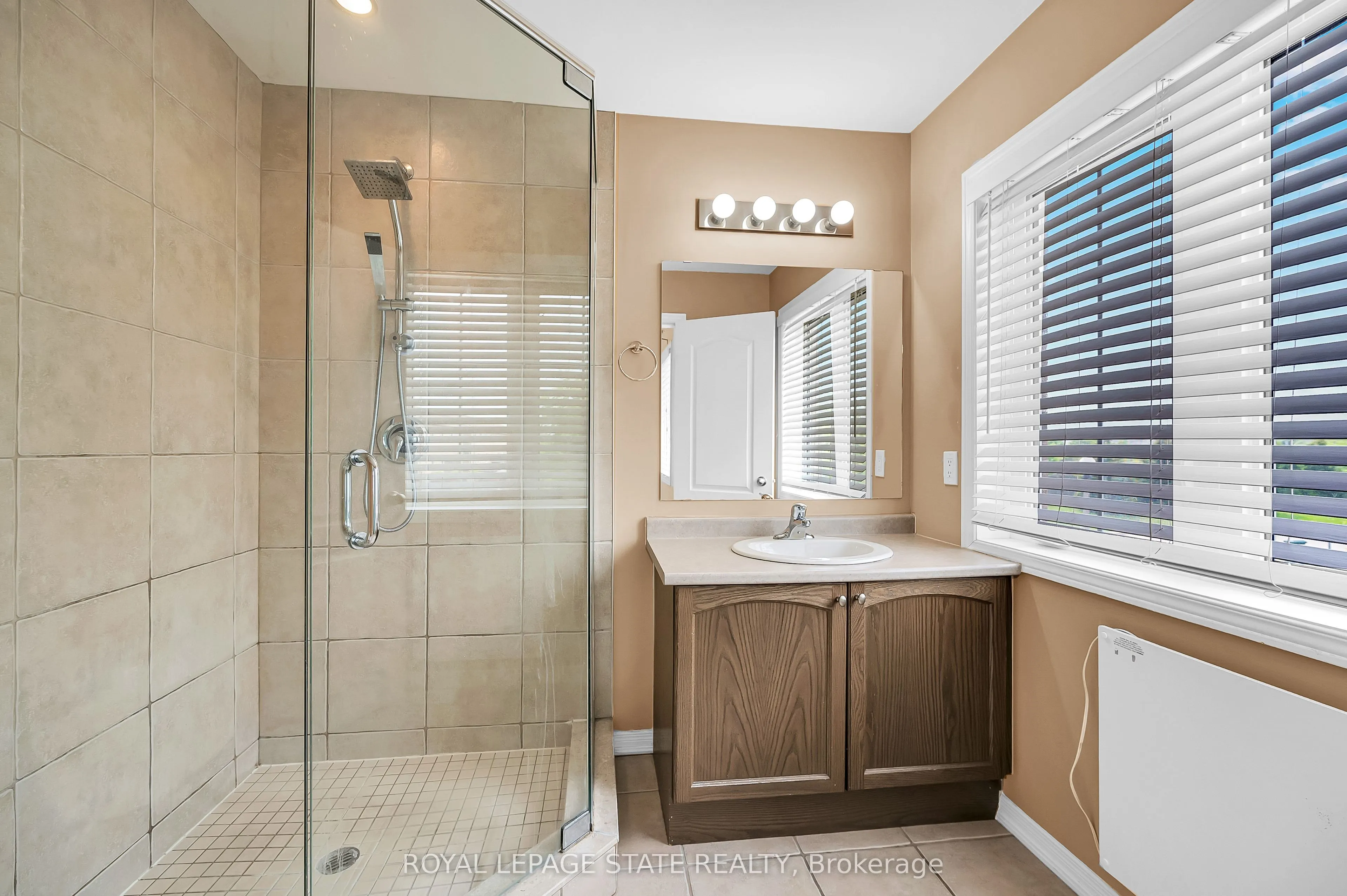 170 Palacebeach Trail, #24