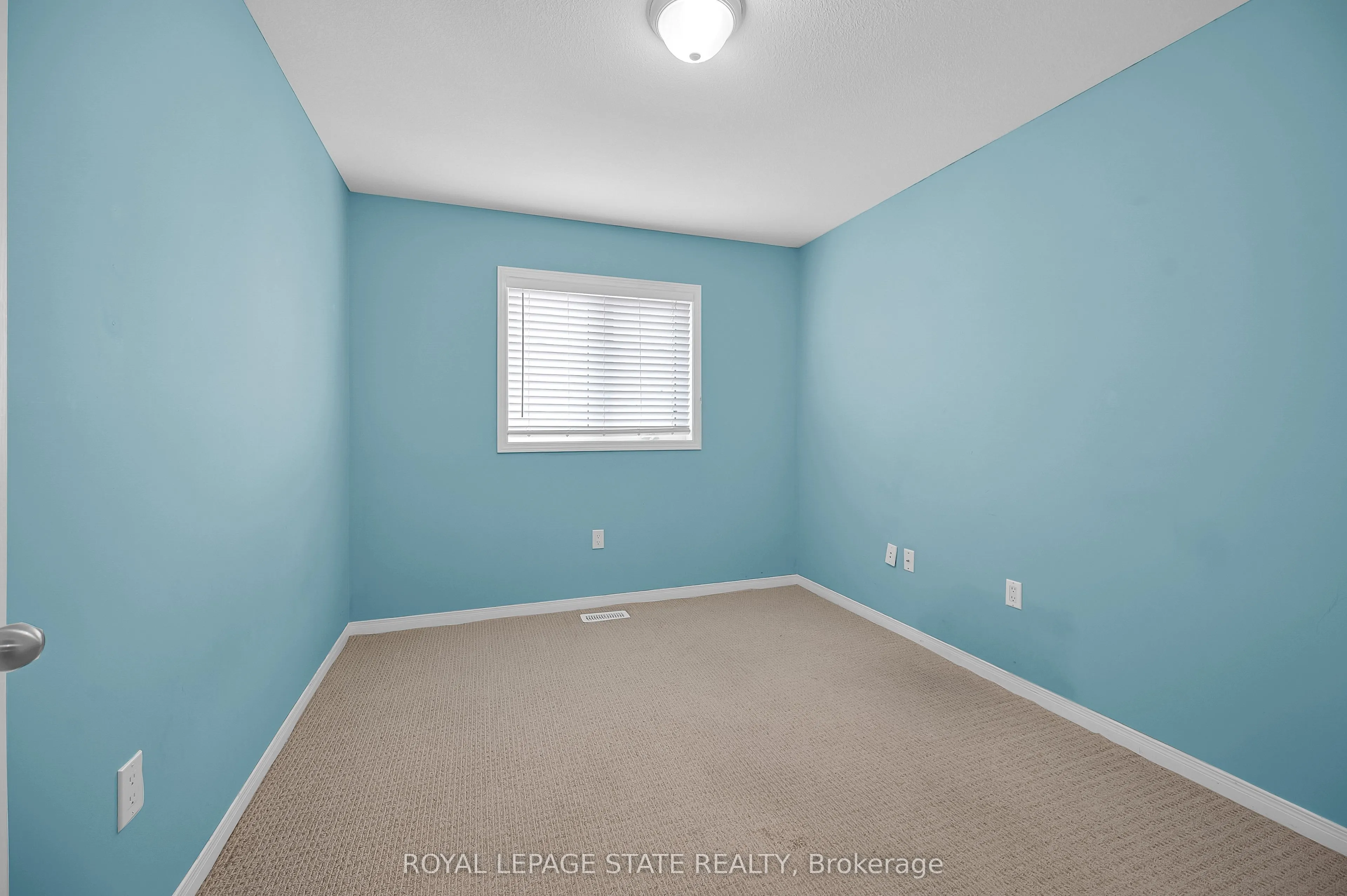 170 Palacebeach Trail, #24