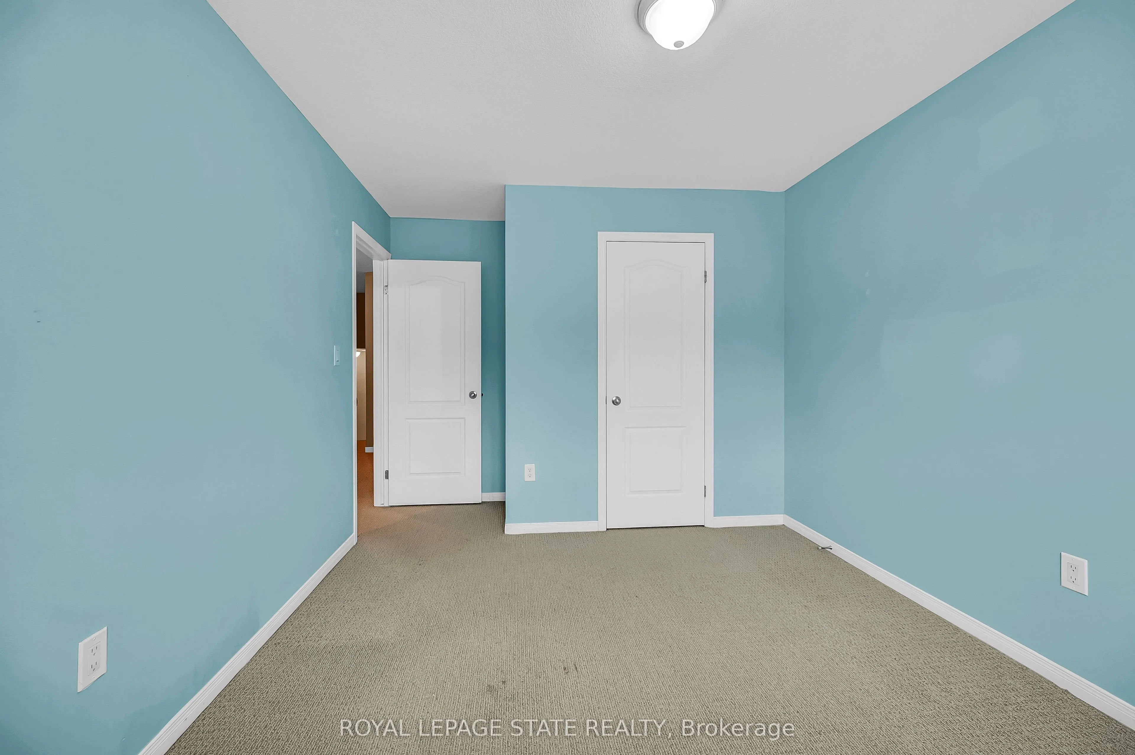 170 Palacebeach Trail, #24