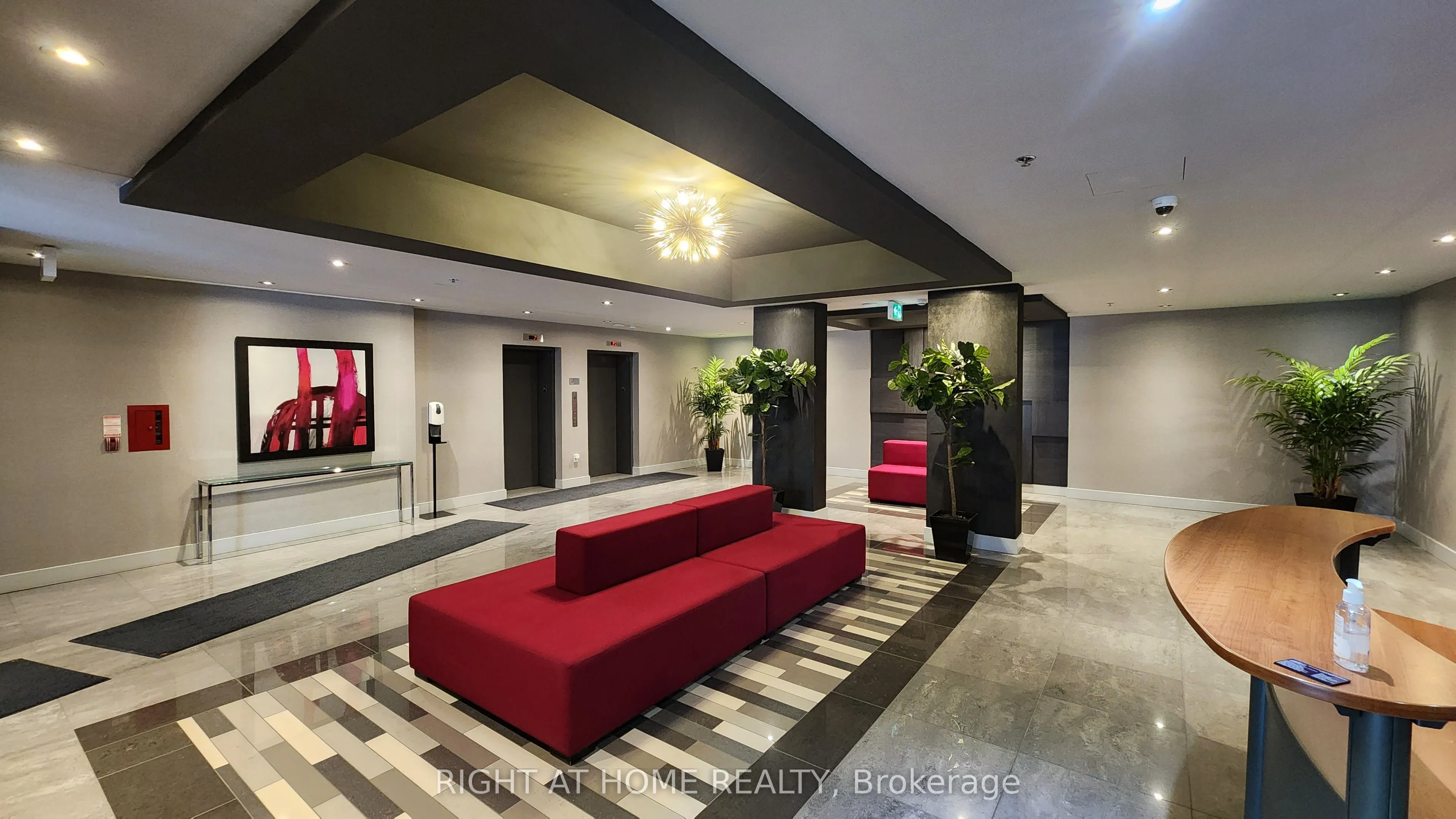 150 Water Street N, #1006