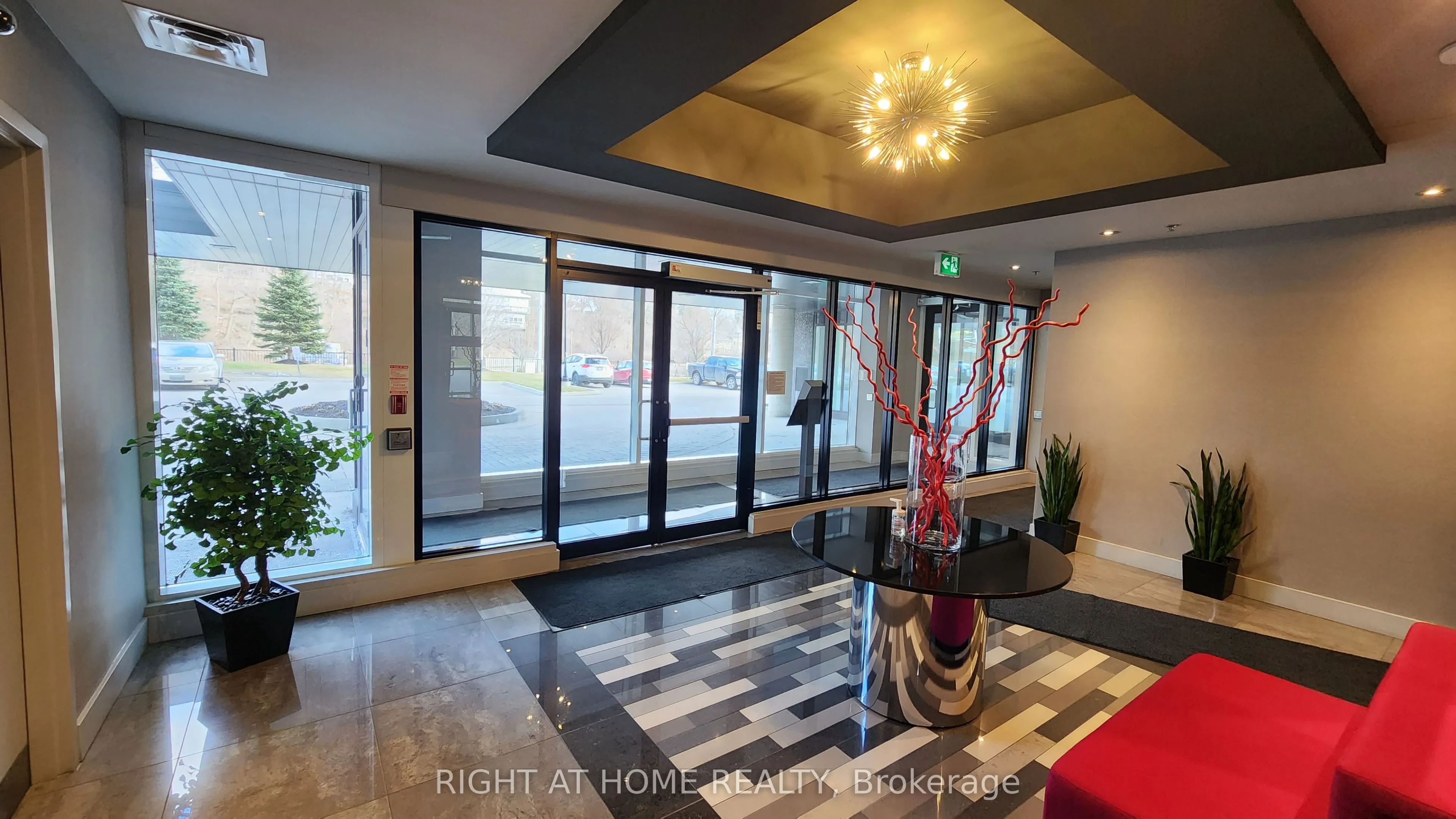 150 Water Street N, #1006