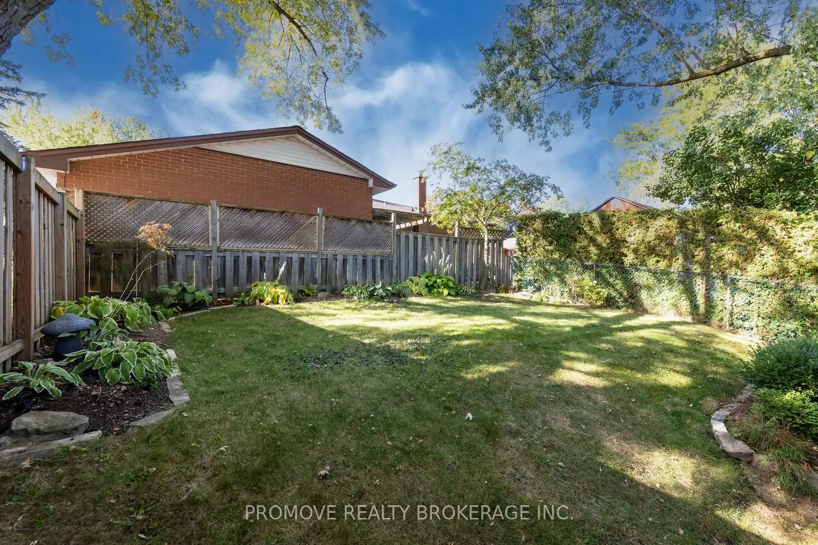 78 DEVERE Drive