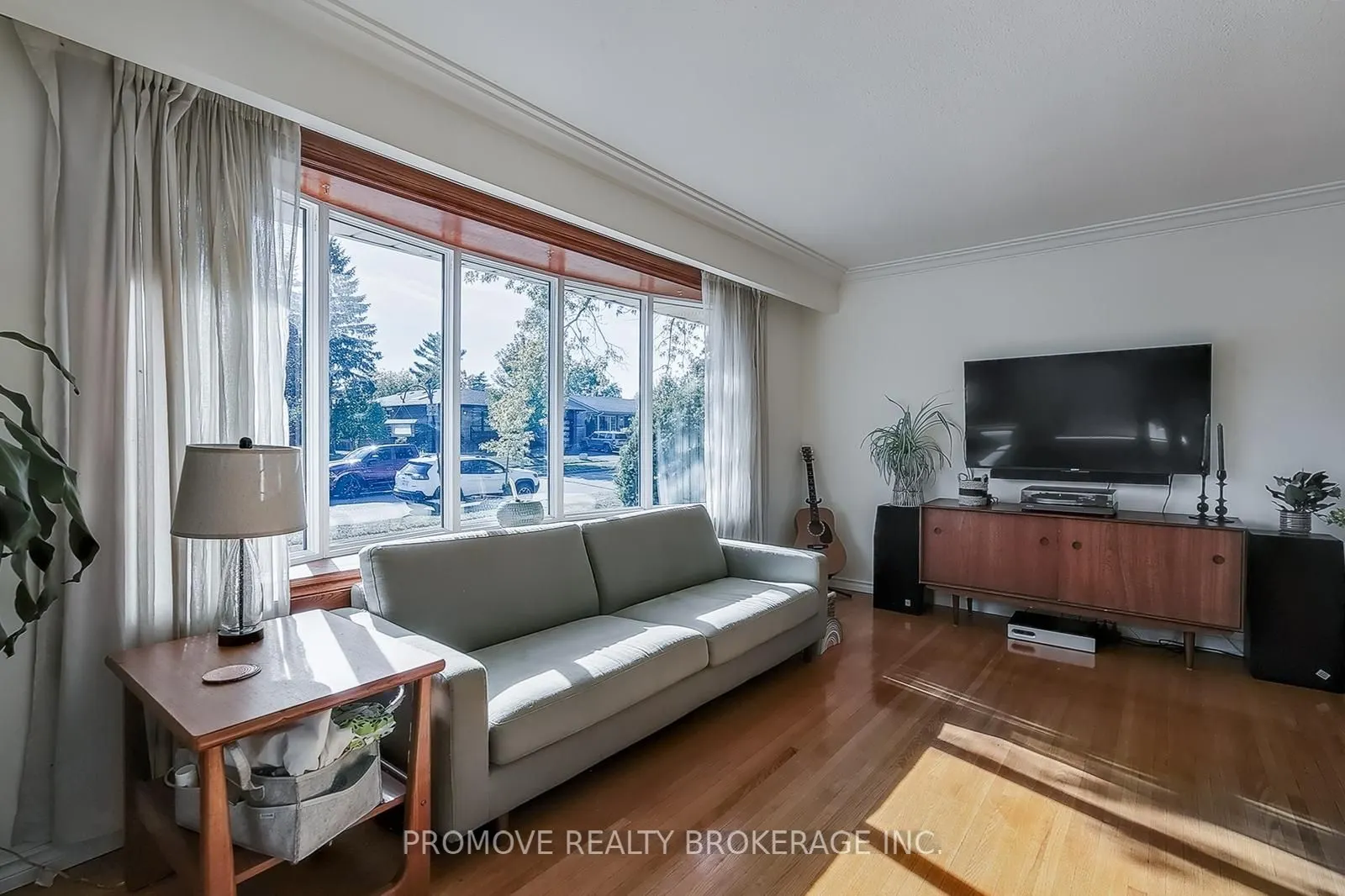 78 DEVERE Drive