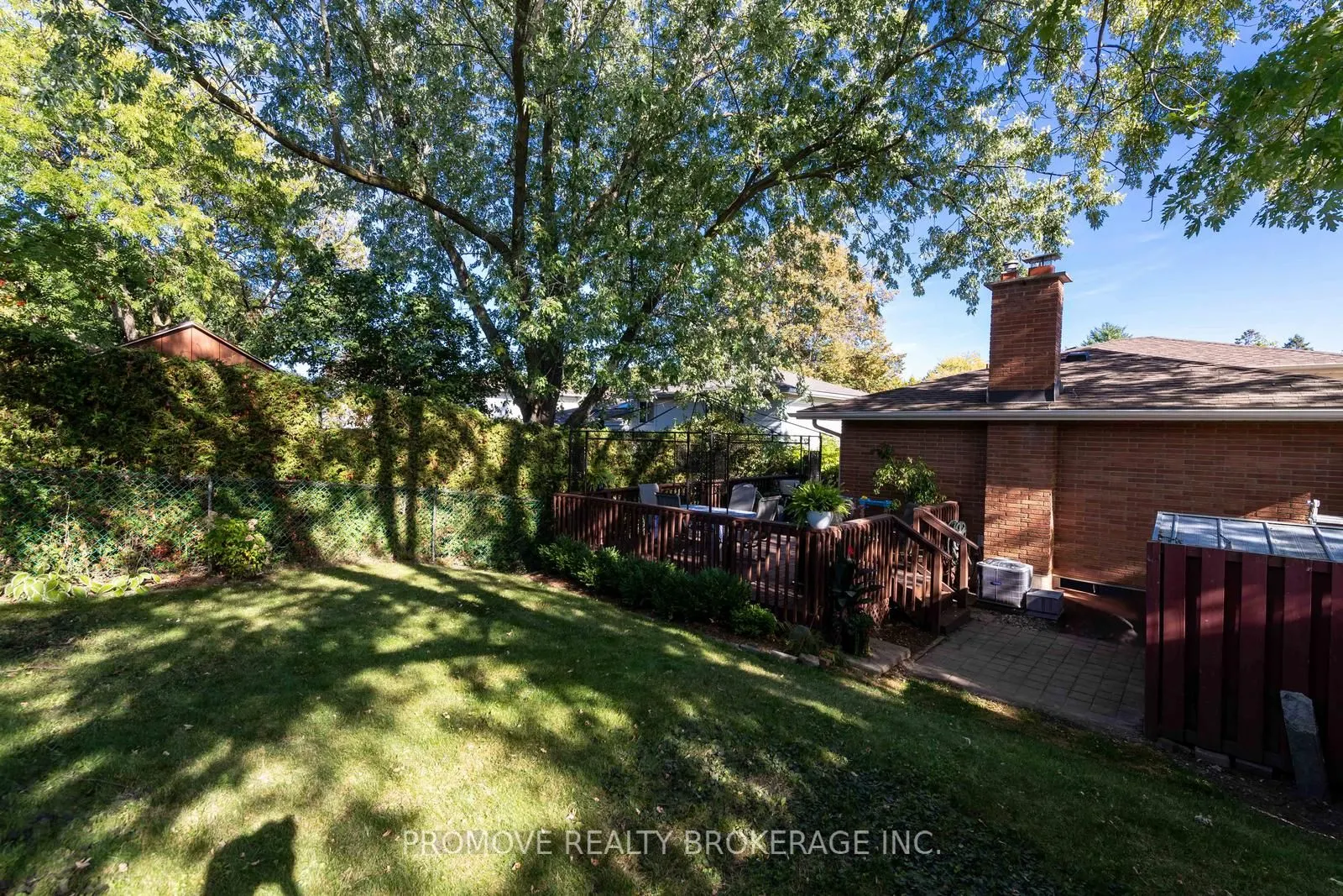 78 DEVERE Drive