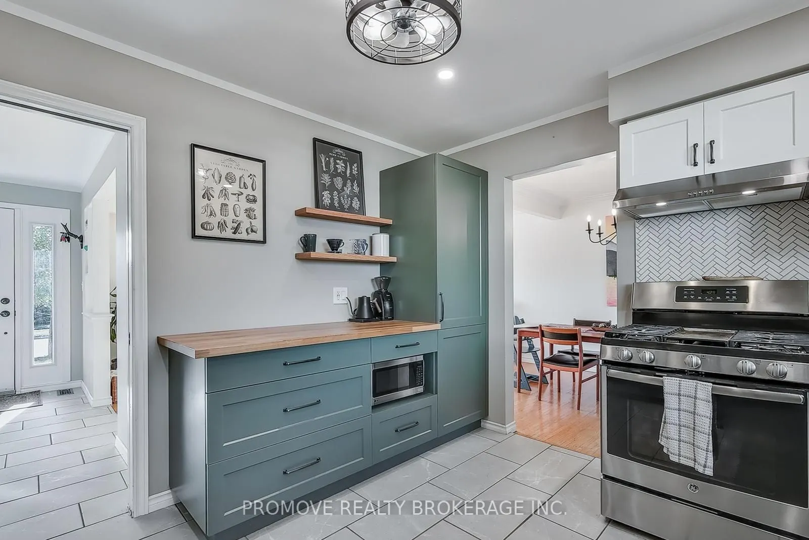 78 DEVERE Drive