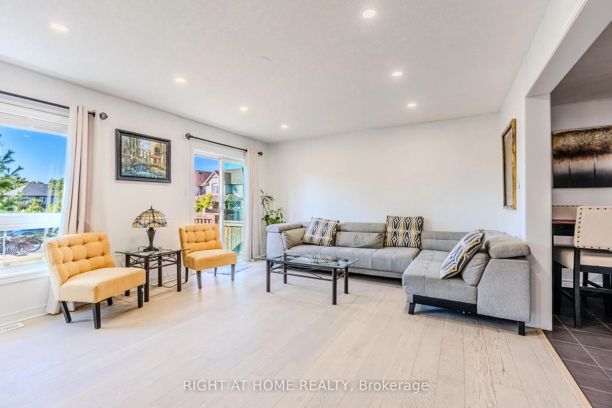 14 Amos Drive, #26