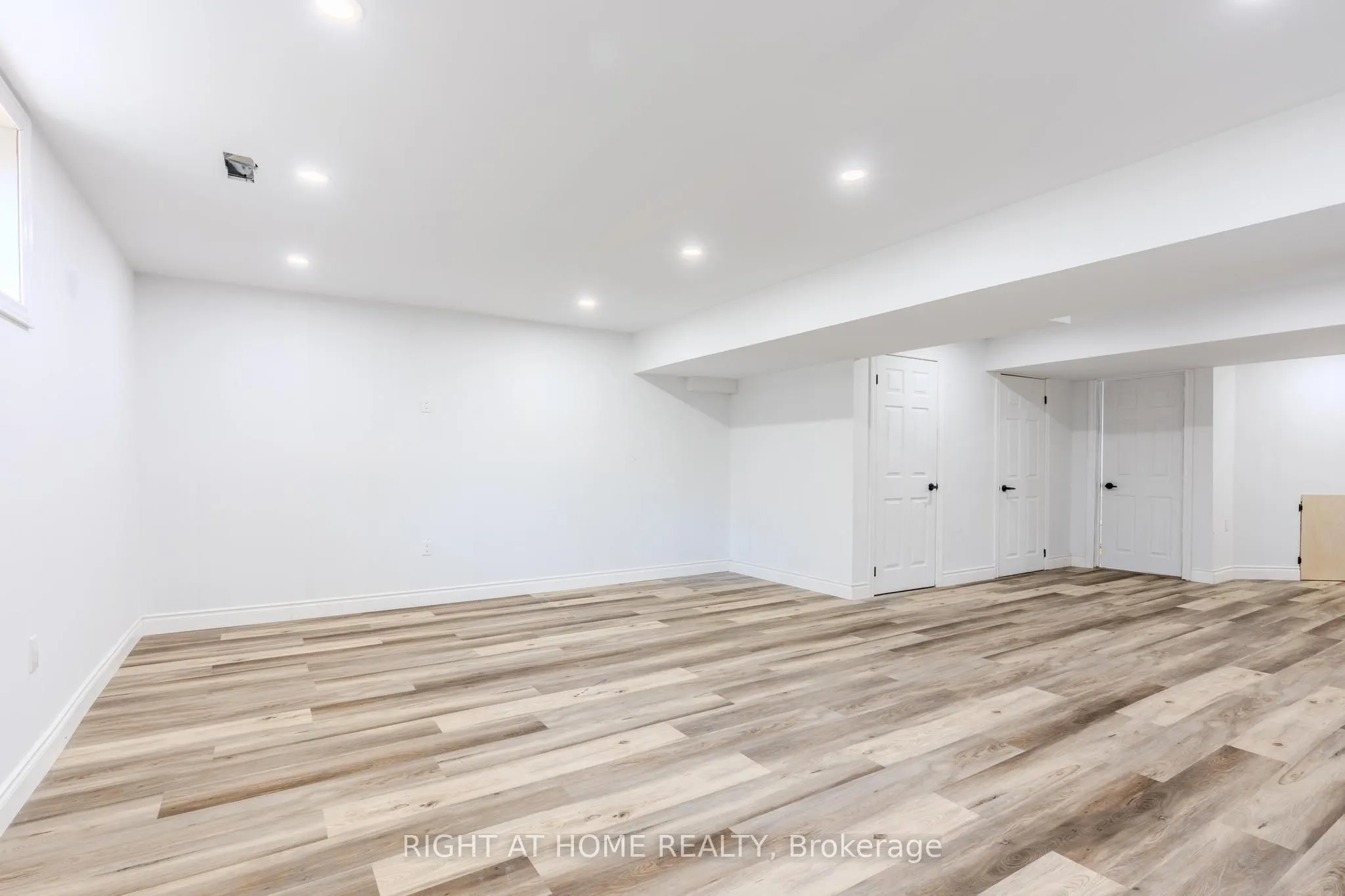 14 Amos Drive, #26