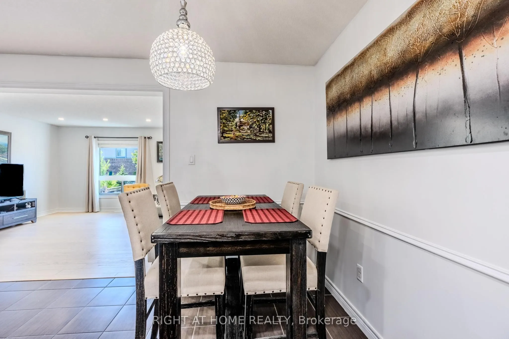 14 Amos Drive, #26