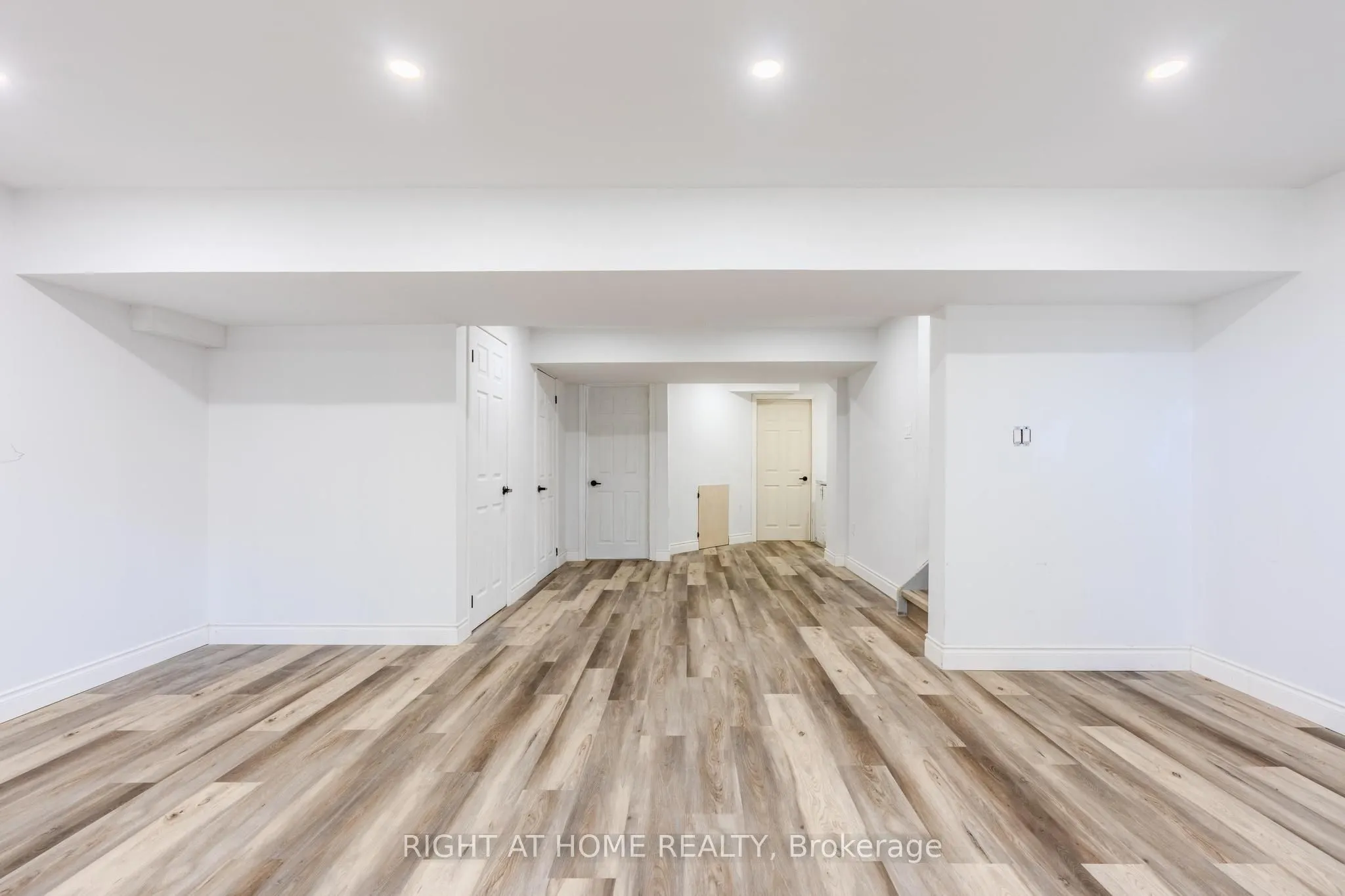 14 Amos Drive, #26