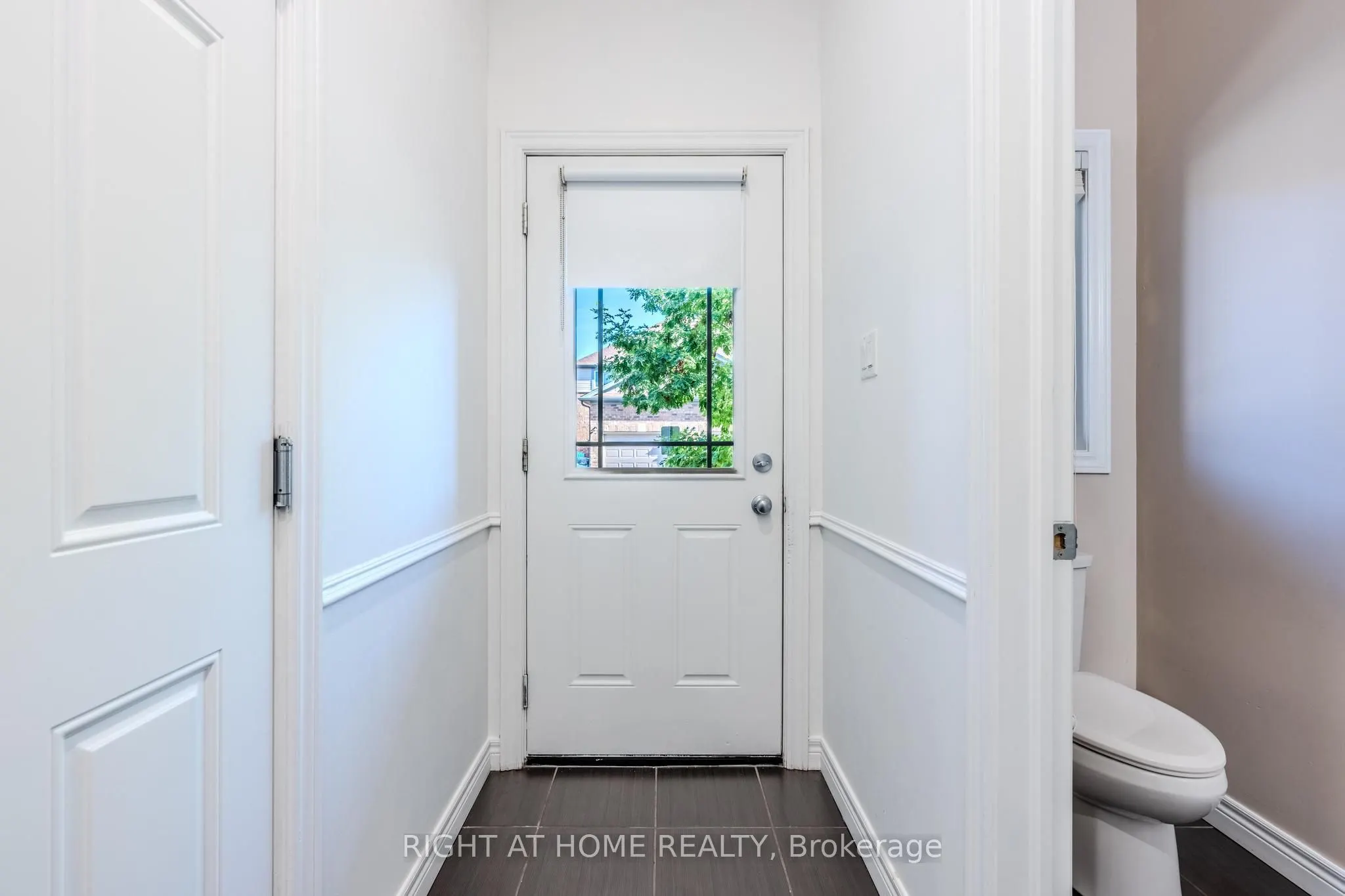 14 Amos Drive, #26
