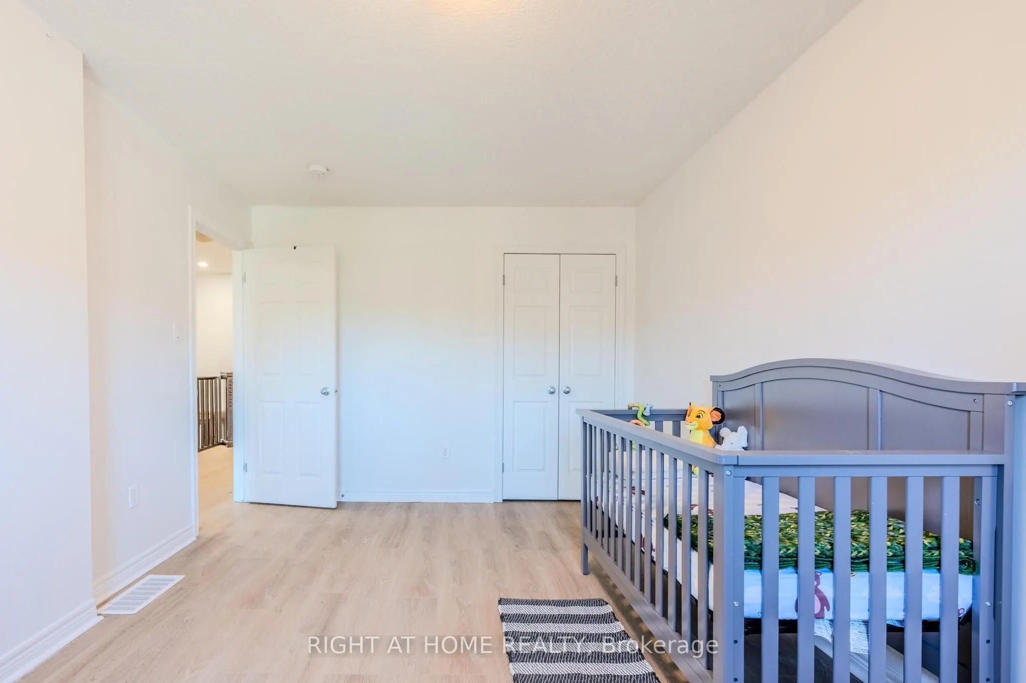 14 Amos Drive, #26