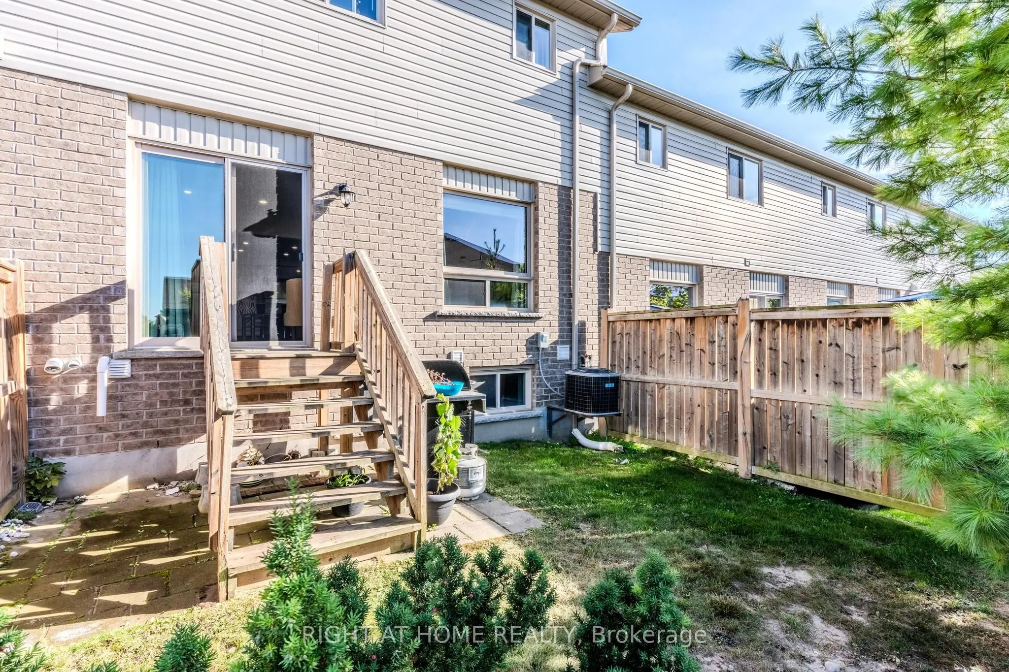 14 Amos Drive, #26