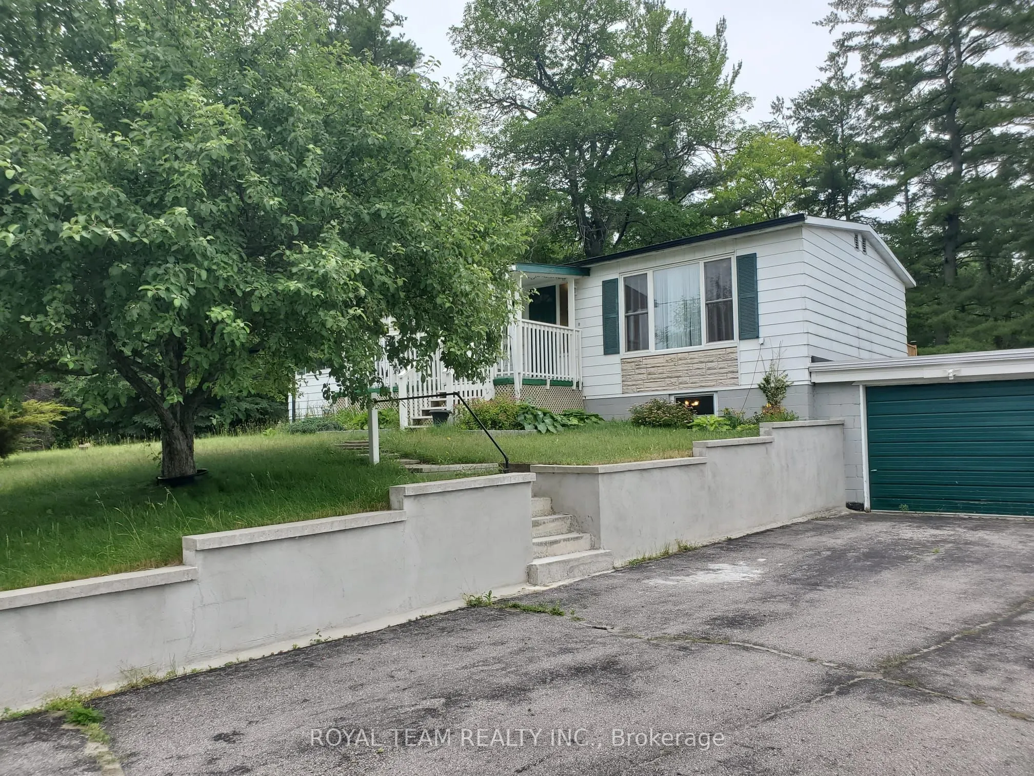 608 Hickory Beach Road