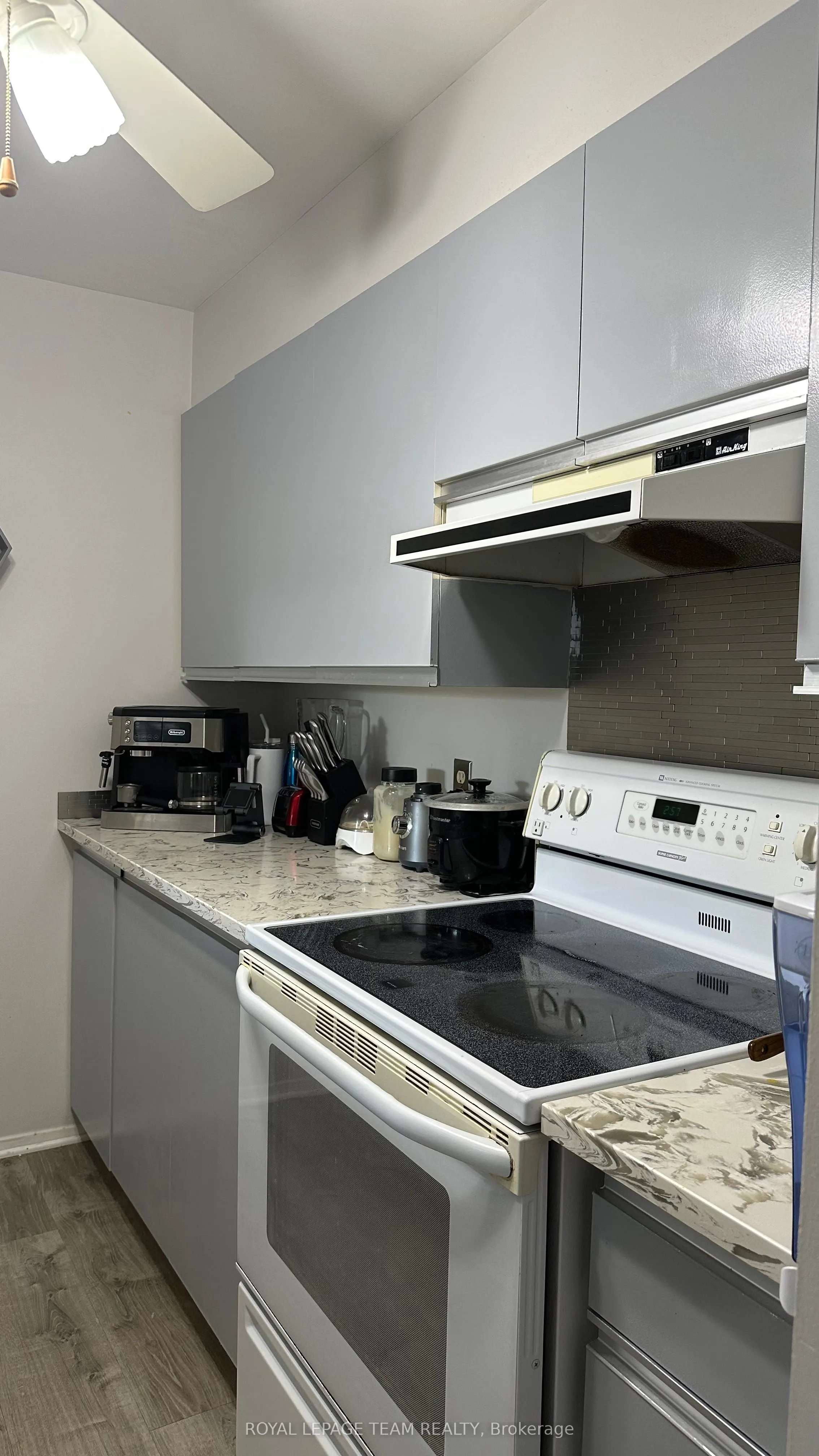 270 Brittany Drive, #406