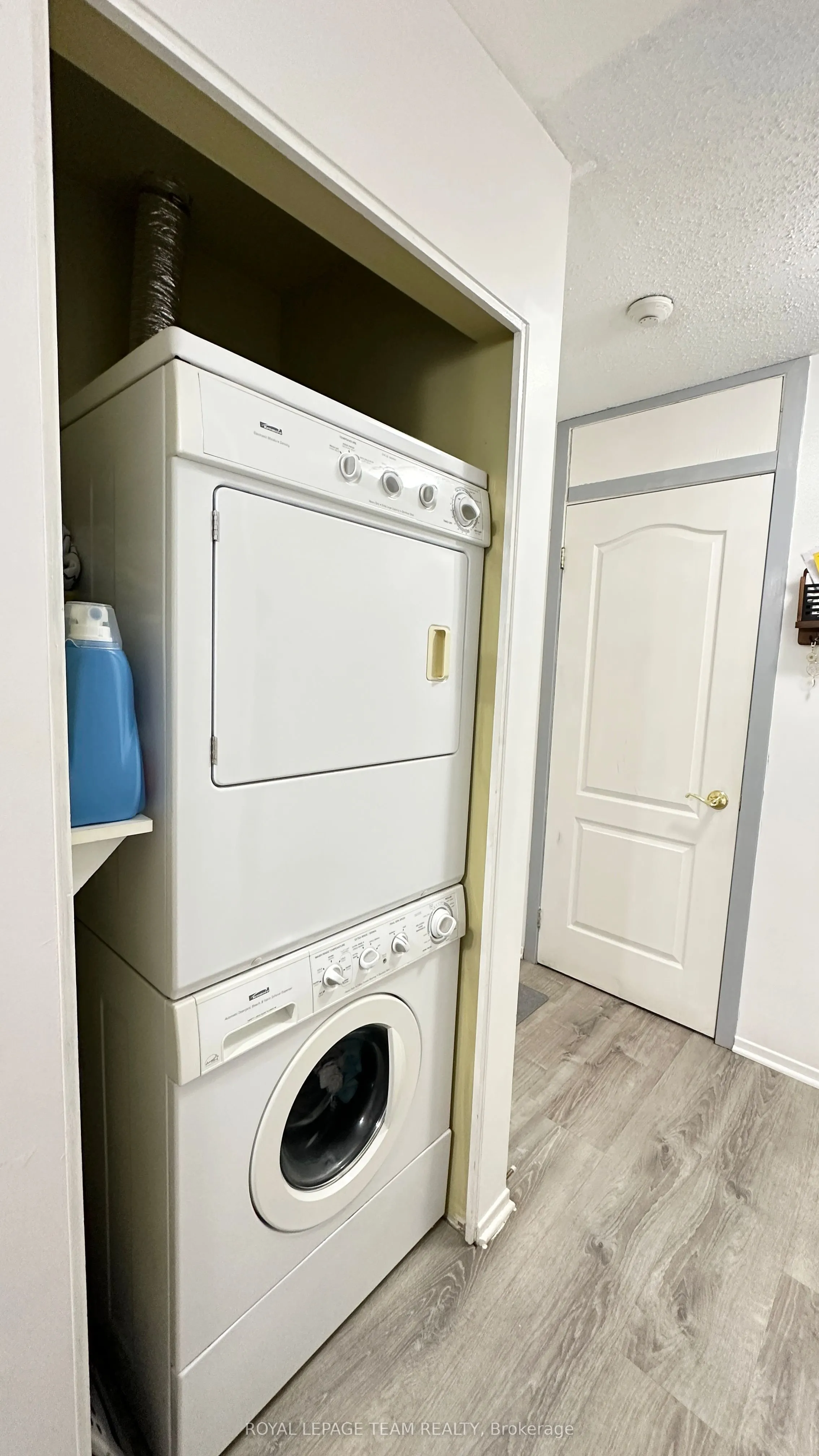 270 Brittany Drive, #406