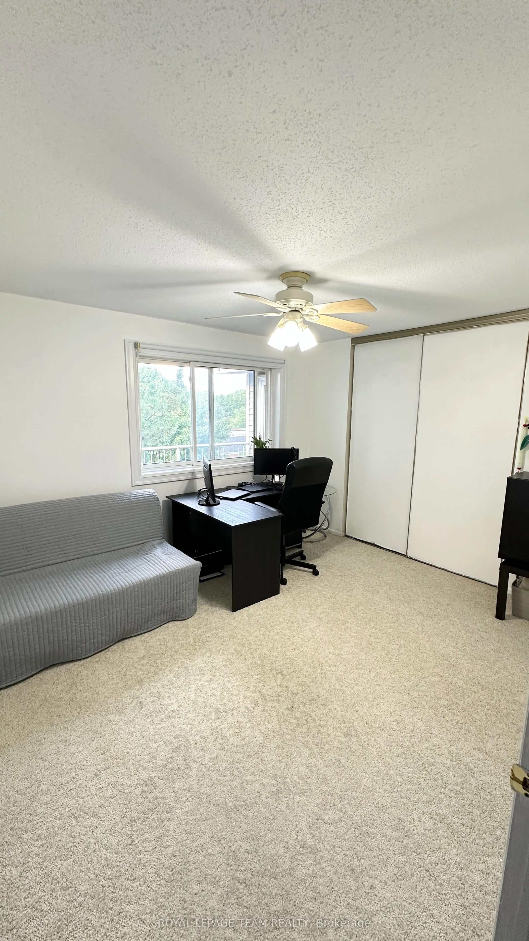 270 Brittany Drive, #406