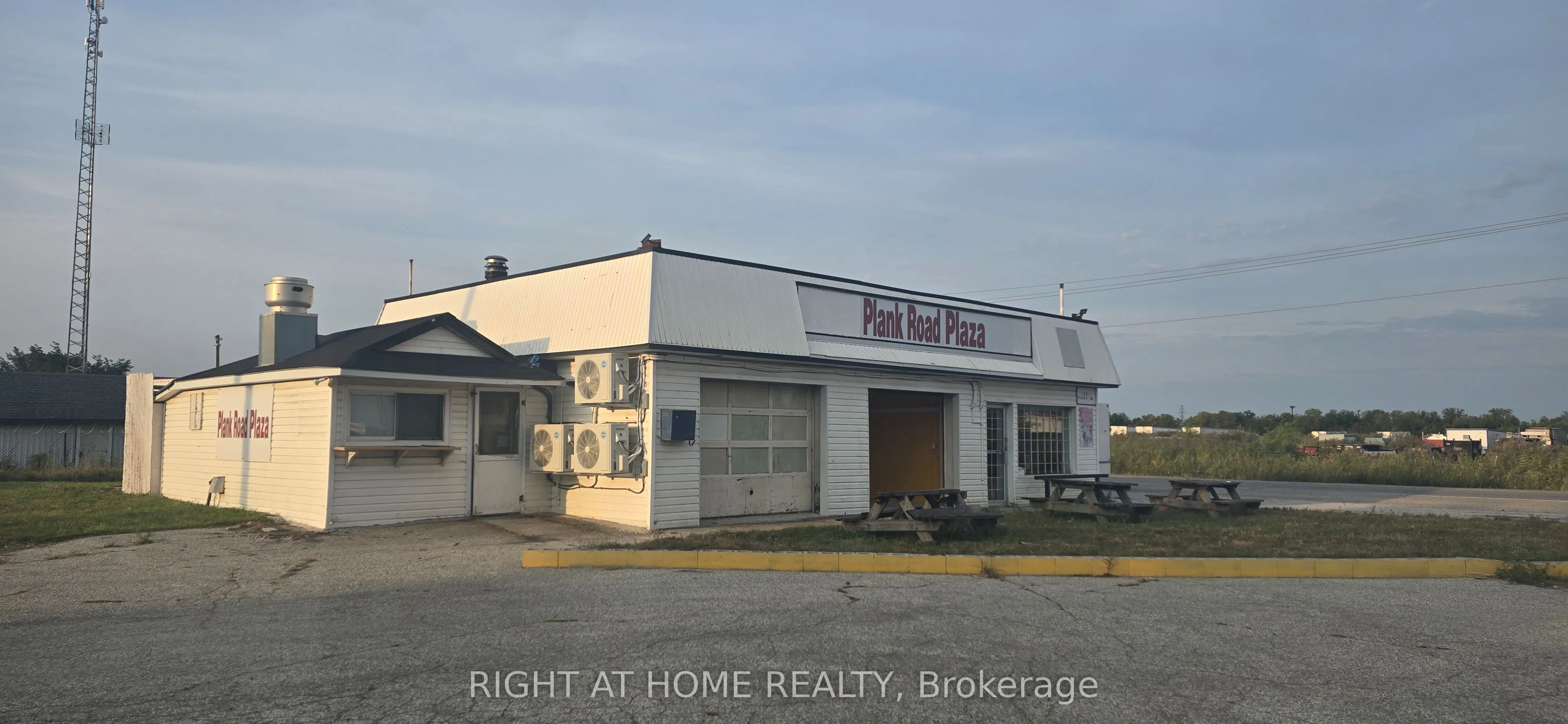1501 Plank Road