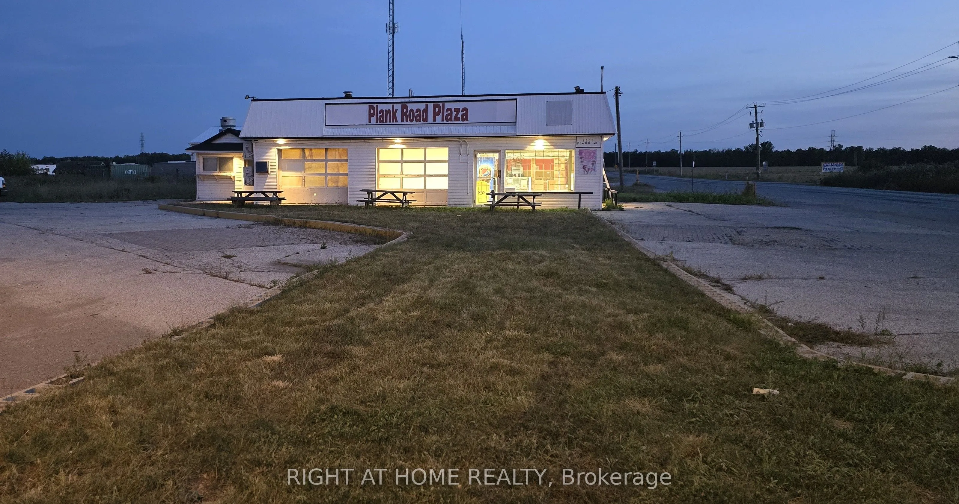1501 Plank Road