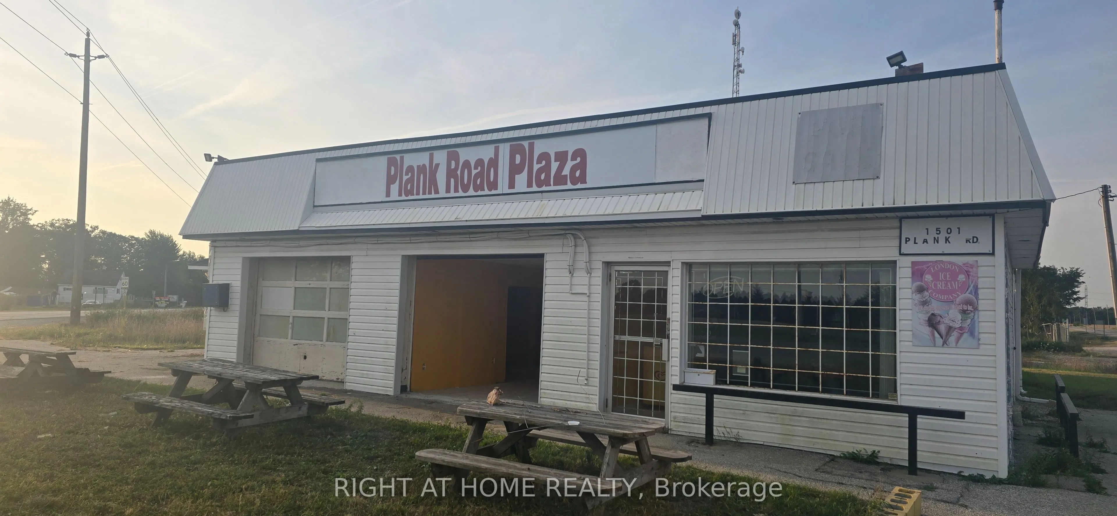 1501 Plank Road