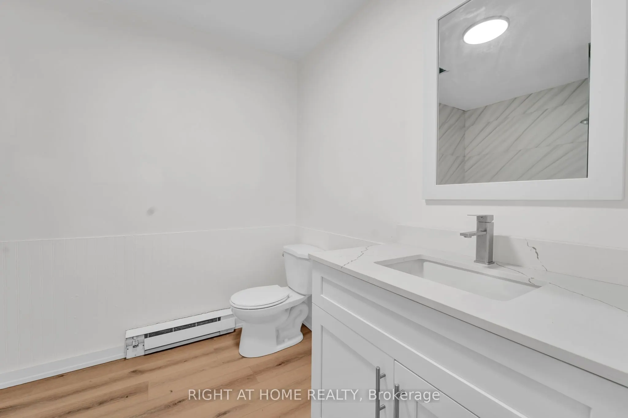 6 John Street S, #3